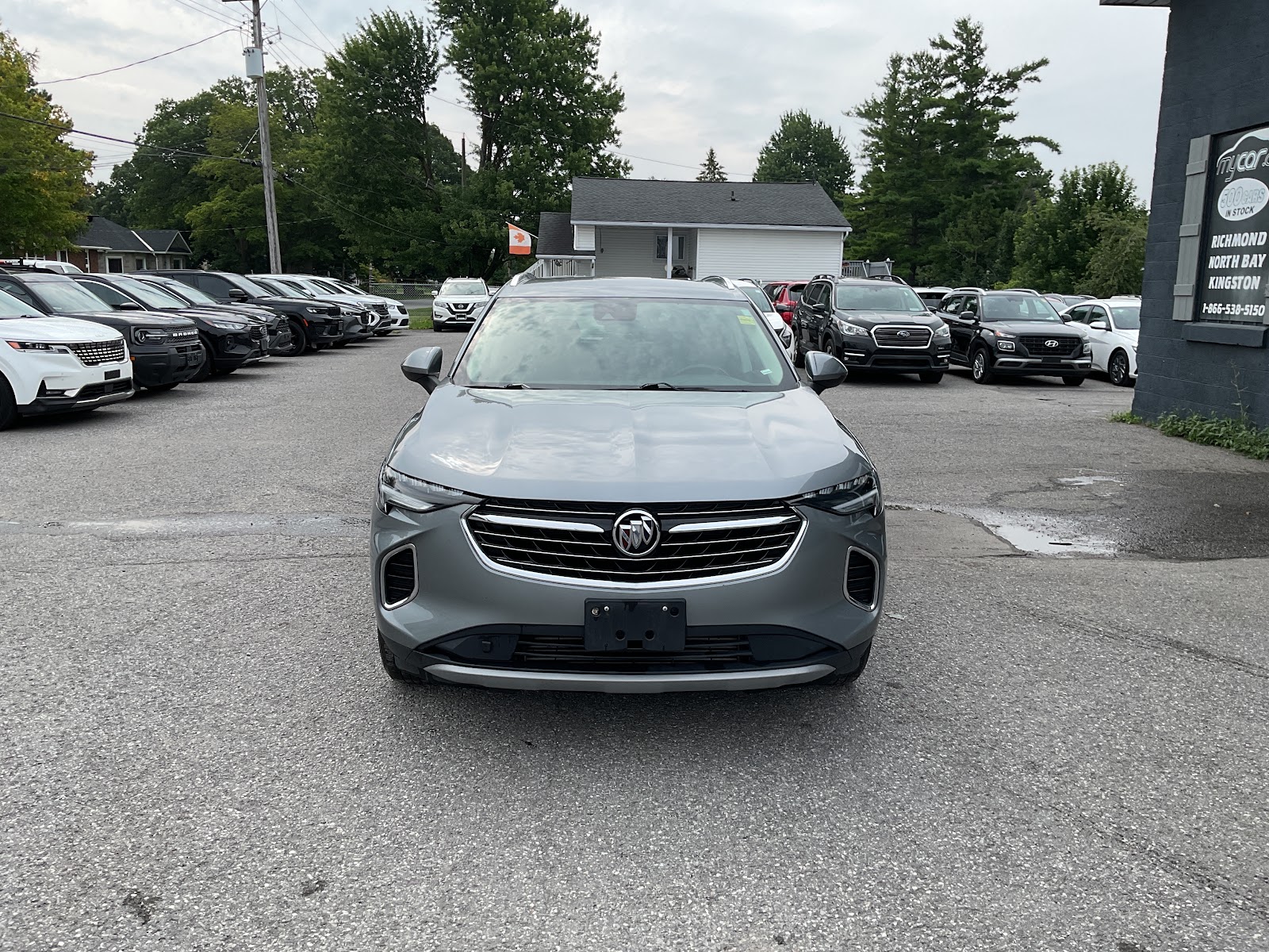 2023 BUICK ENVISION ESSENCE — photo 2