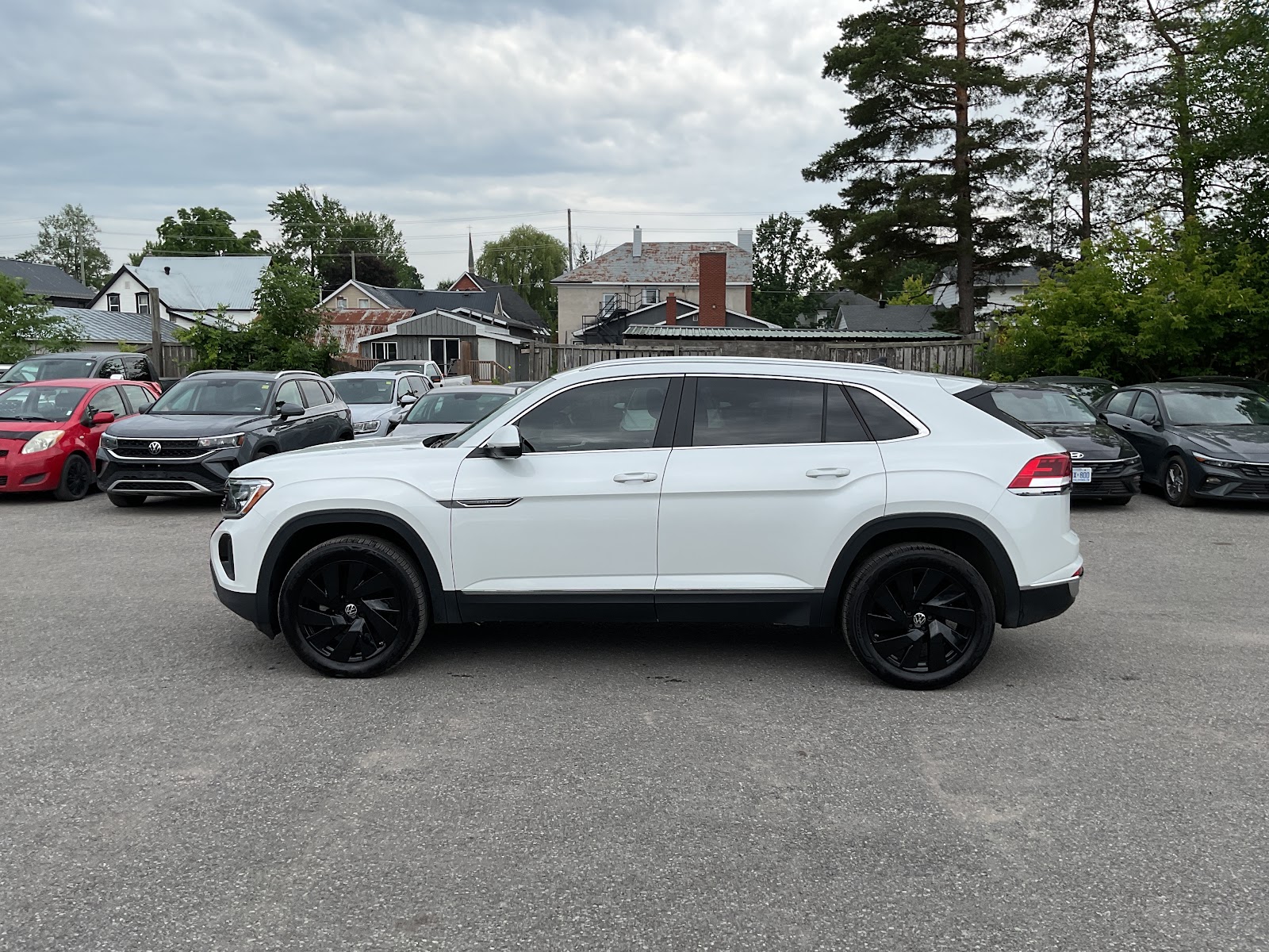 2024 VOLKSWAGEN ATLAS CROSS SPORT HIGHLINE — photo 3
