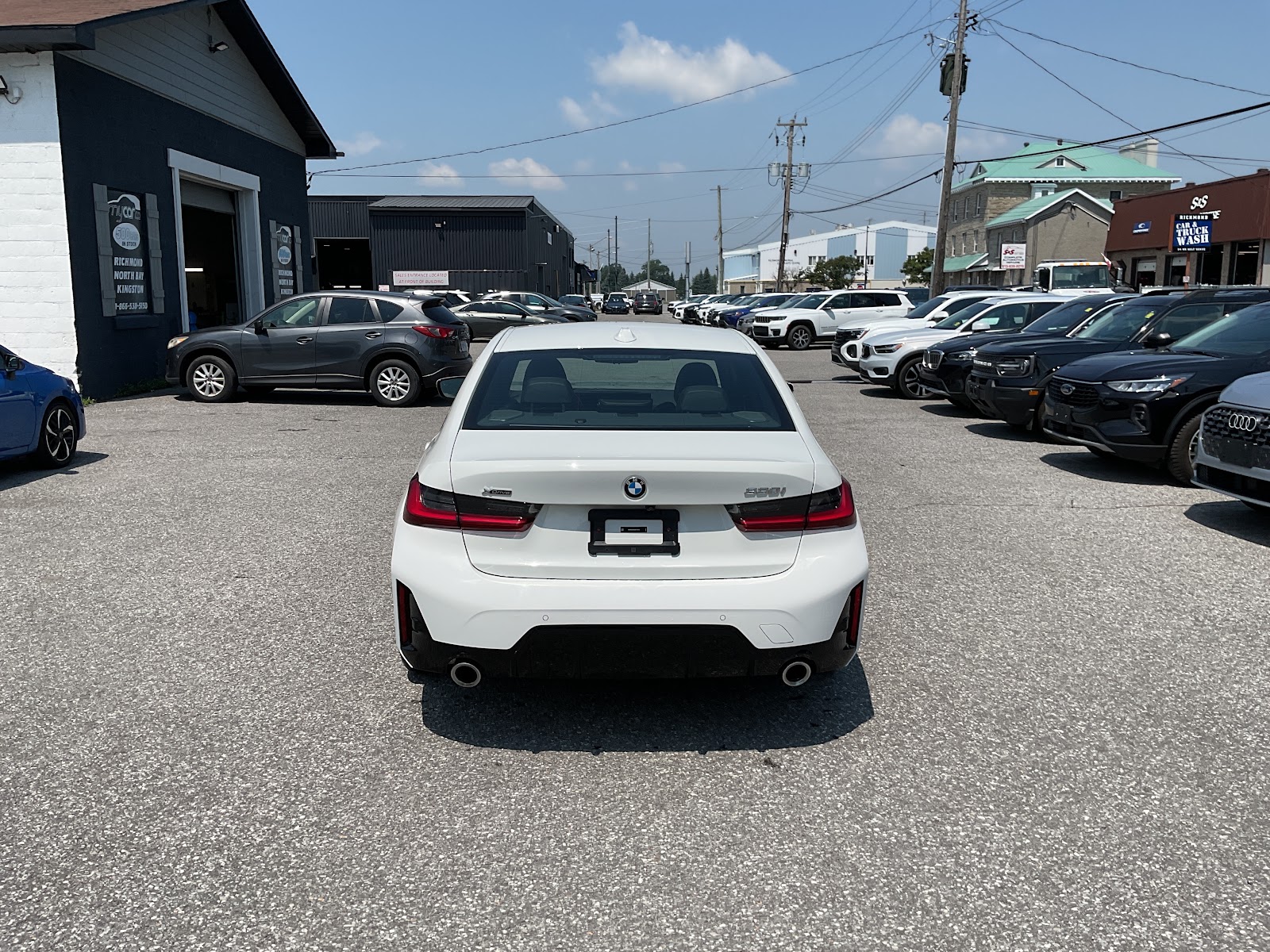 2025 BMW 3 SERIES 330I XDRIVE — photo 5