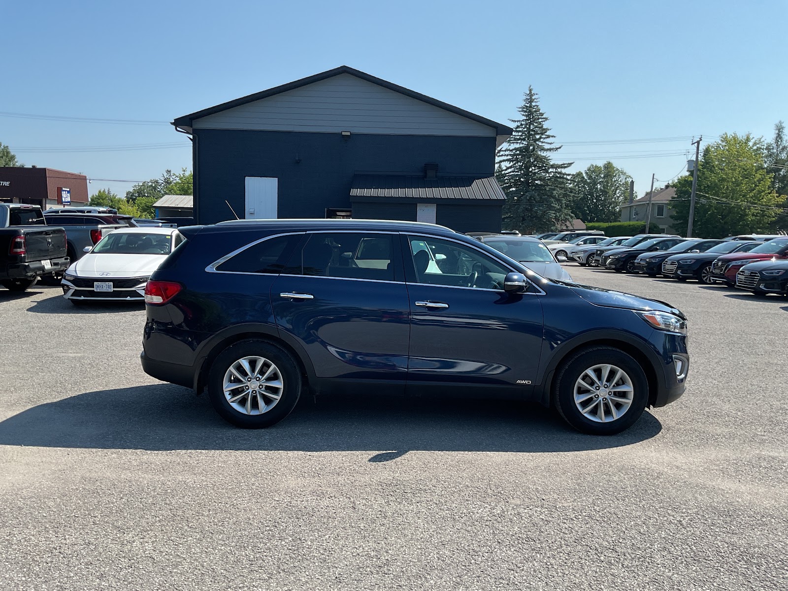2016 KIA SORENTO 2.0L TURBO LX+ — photo 7