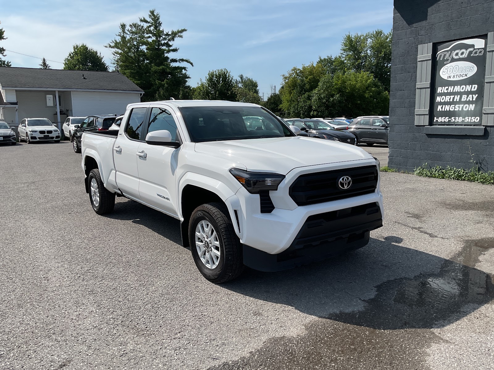 2025 TOYOTA TACOMA BASE — photo 8
