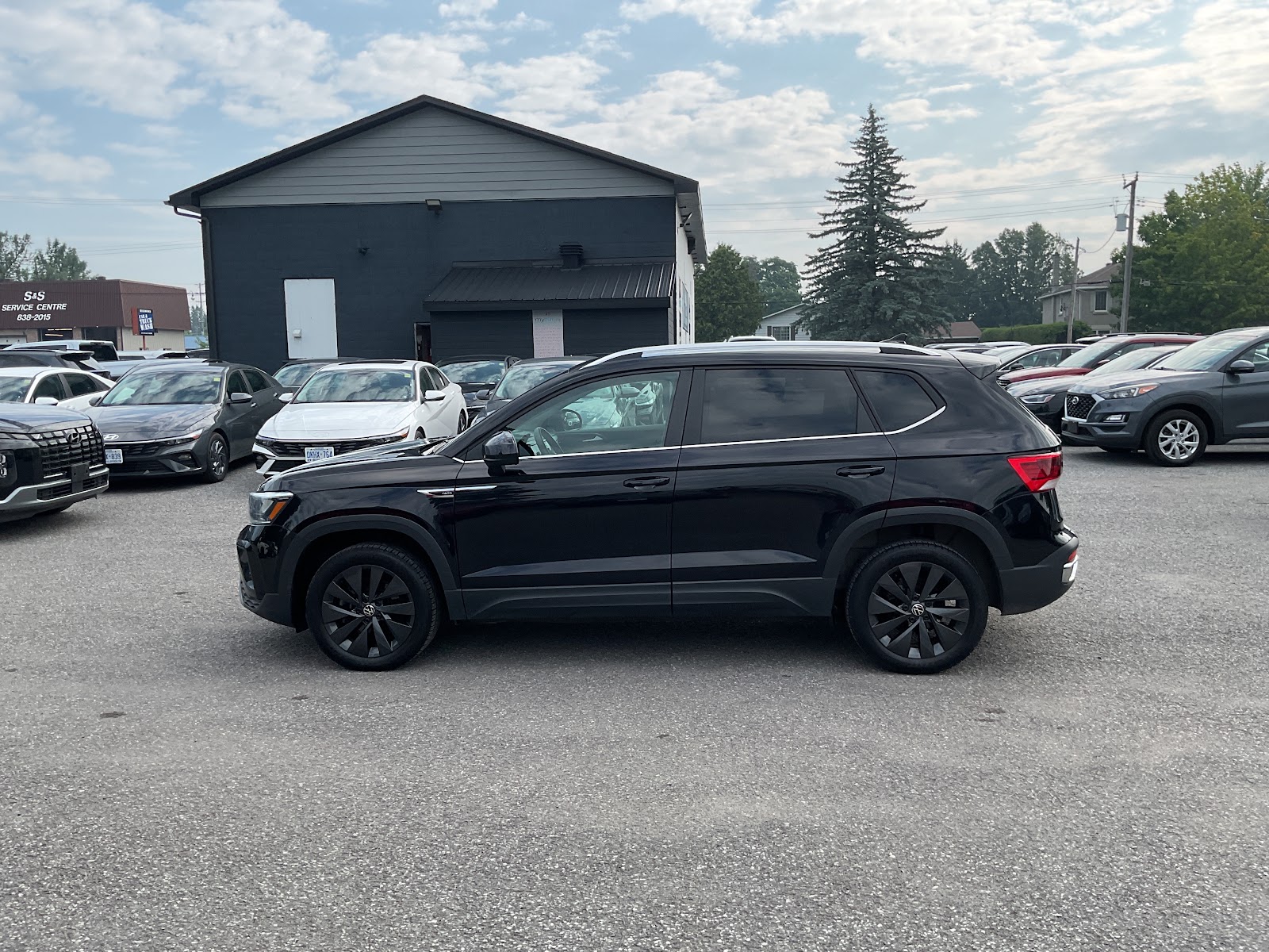 2024 VOLKSWAGEN TAOS COMFORTLINE — photo 3