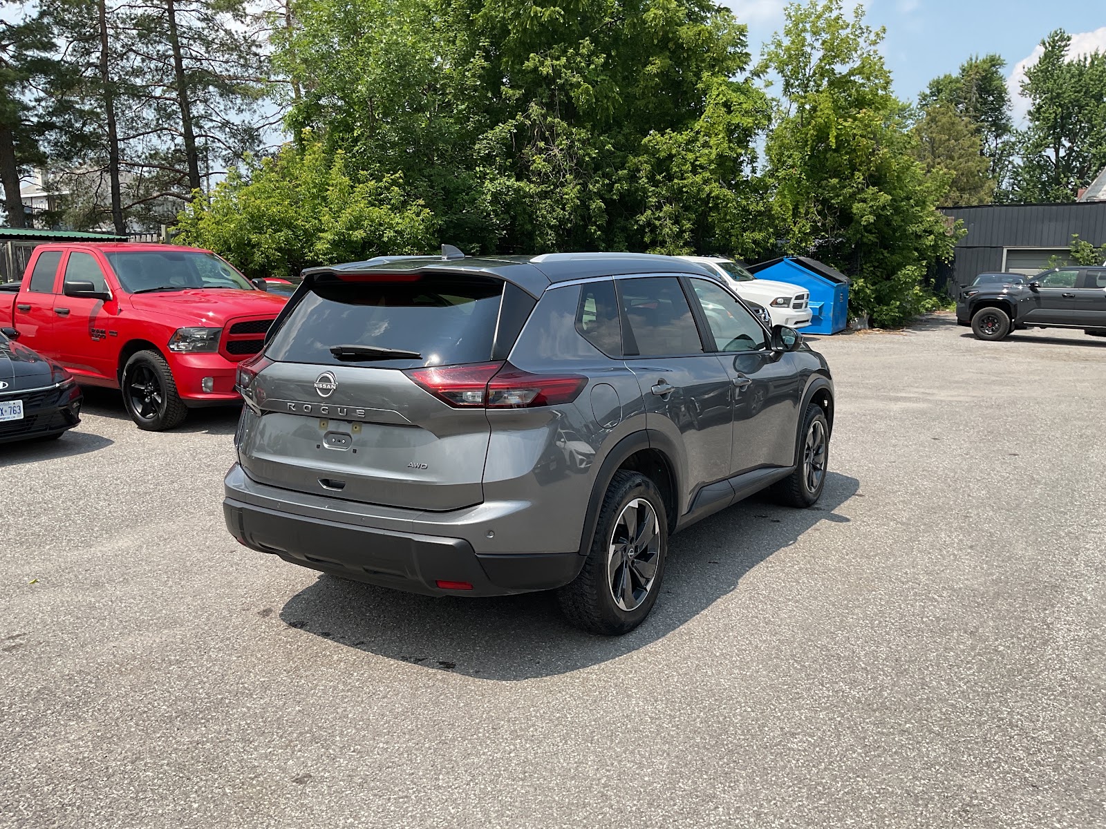 2025 NISSAN ROGUE SV MOONROOF — photo 6