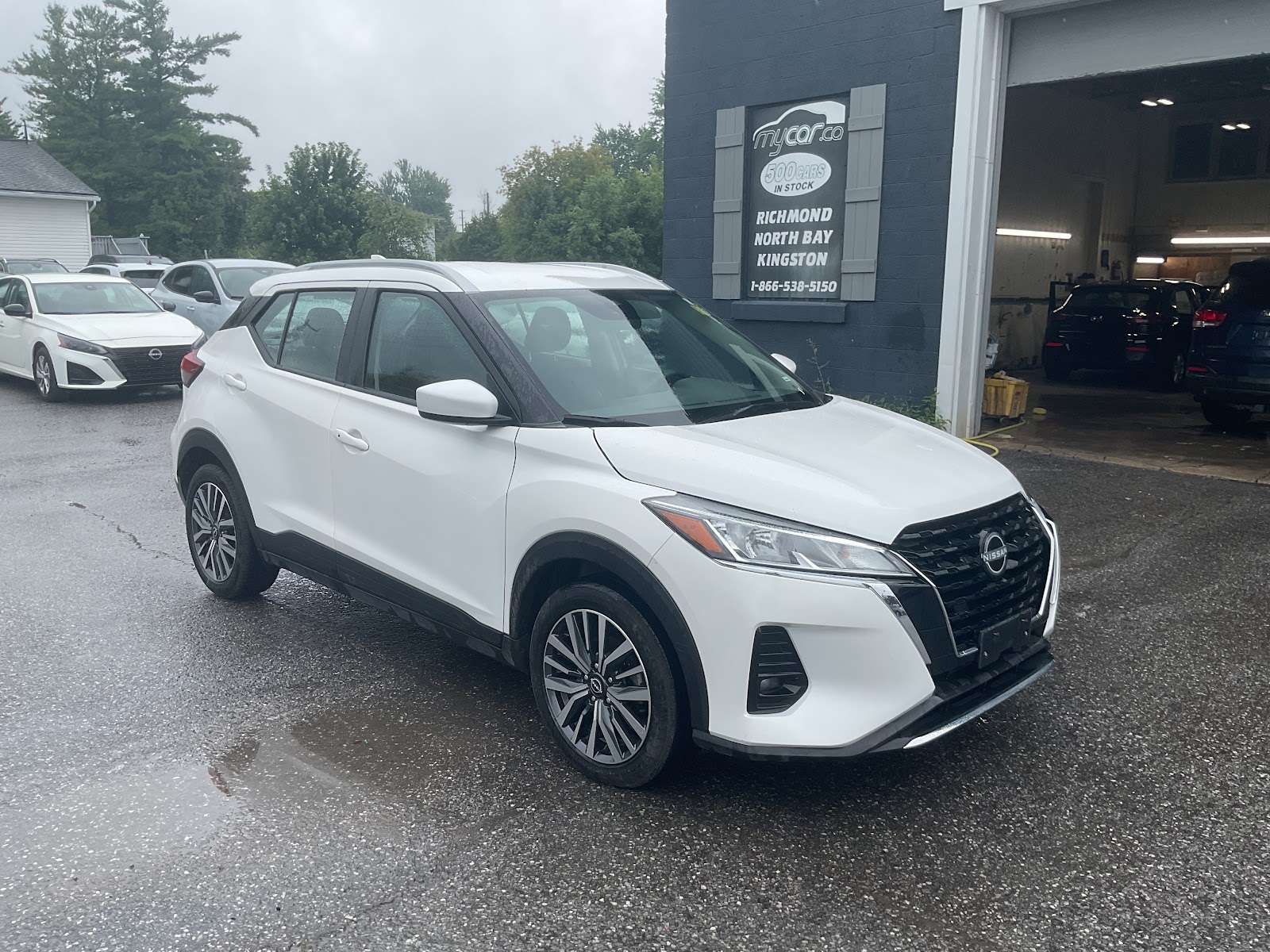 2024 NISSAN KICKS SV — photo 2