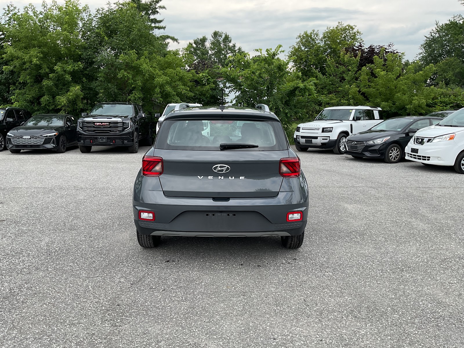 2024 HYUNDAI VENUE PREFERRED — photo 5