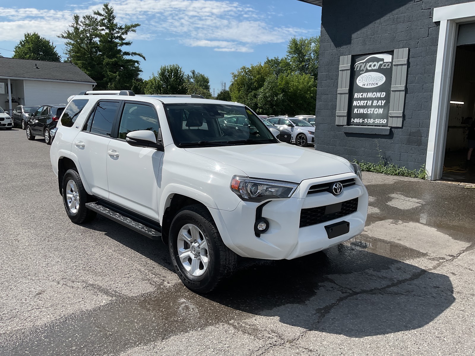 2024 TOYOTA 4RUNNER SR5 — photo 8