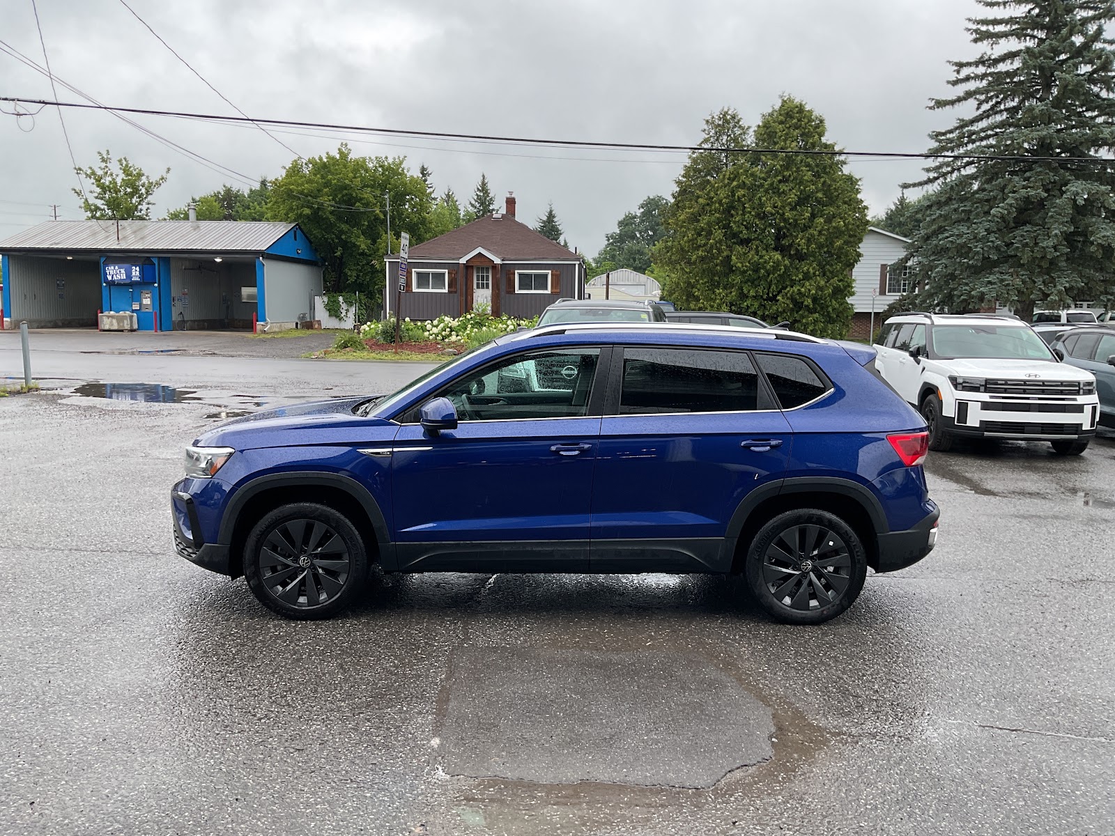 2024 VOLKSWAGEN TAOS COMFORTLINE/SUNROOF — photo 7