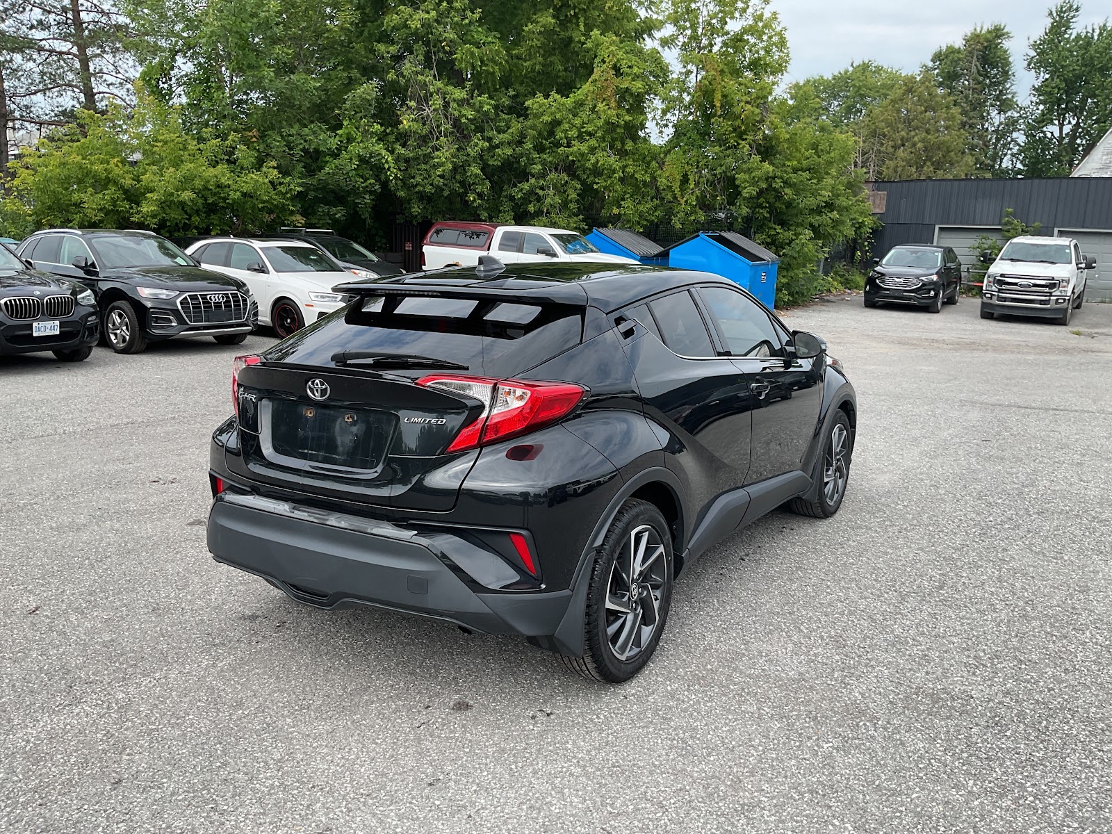 2020 TOYOTA C-HR LIMITED — photo 6
