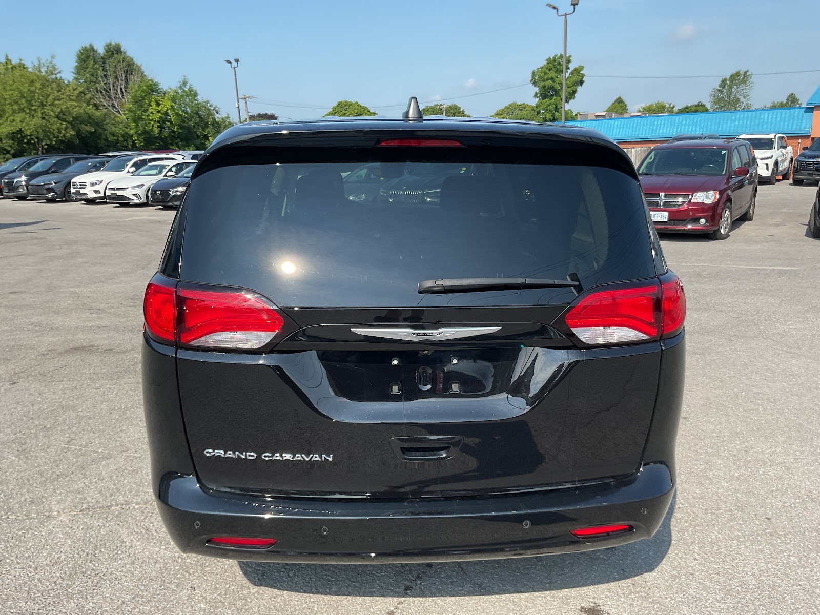 2024 CHRYSLER GRAND CARAVAN SXT — photo 5