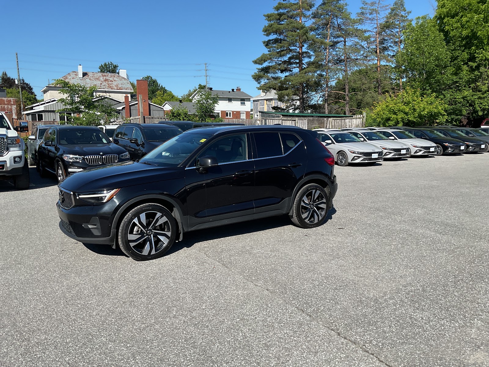 2024 VOLVO XC40 ULTIMATE BRIGHT THEME
