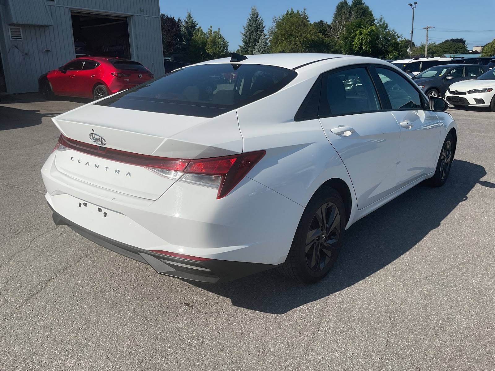 2023 HYUNDAI ELANTRA PREFERRED — photo 6
