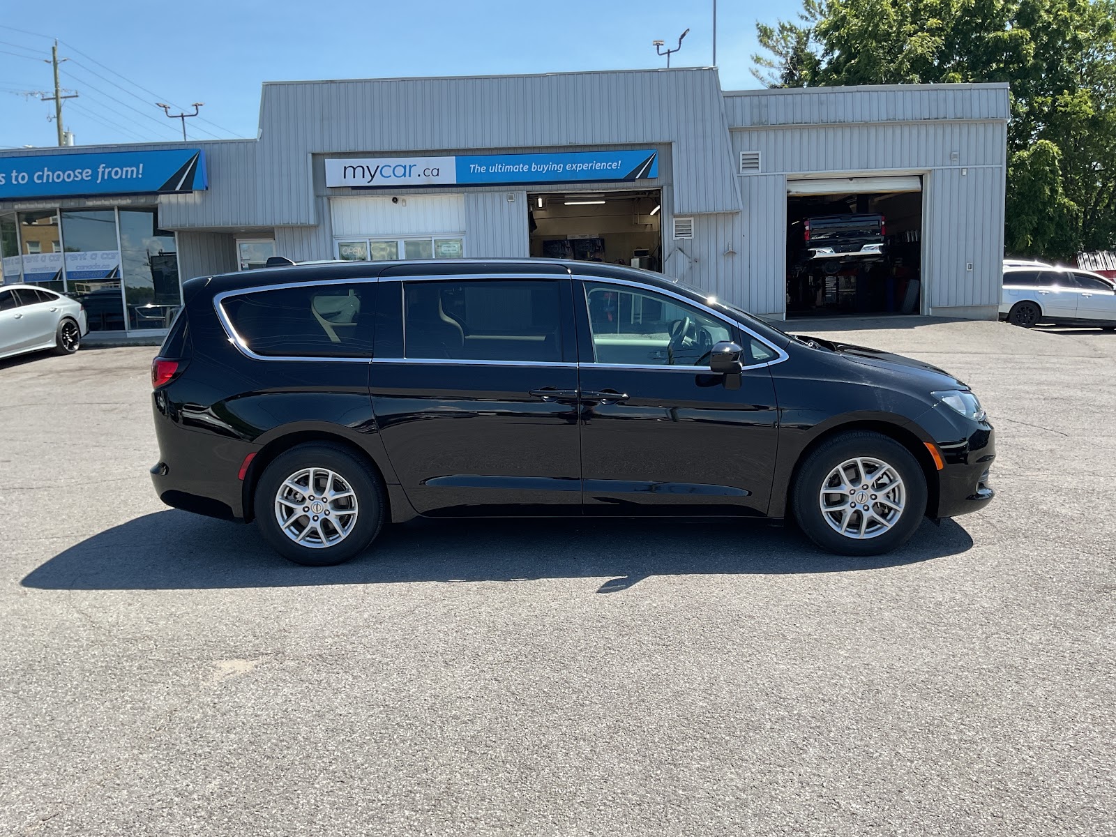 2024 CHRYSLER GRAND CARAVAN SXT — photo 7