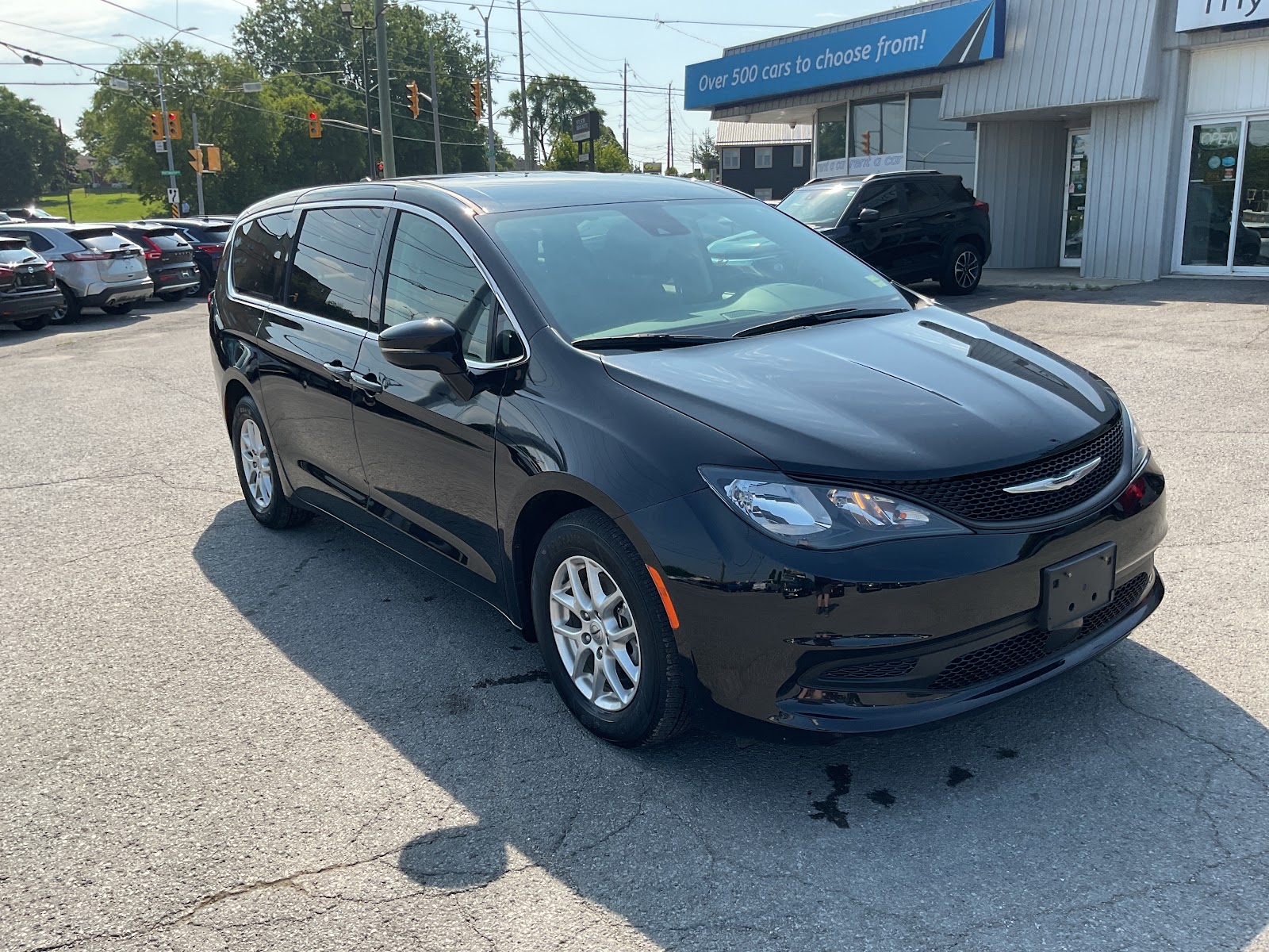 2024 CHRYSLER GRAND CARAVAN SXT — photo 8