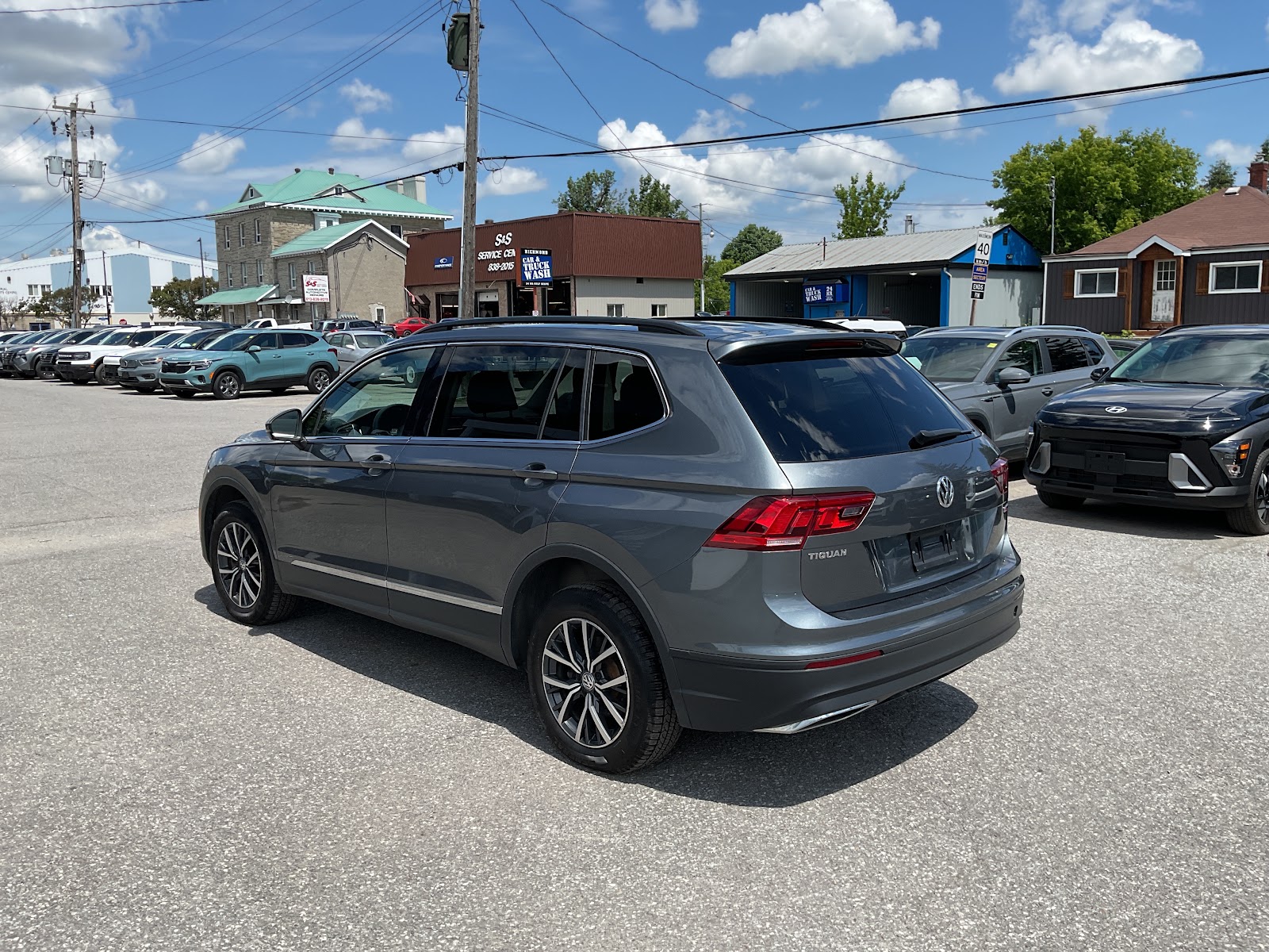2020 VOLKSWAGEN TIGUAN C — photo 4