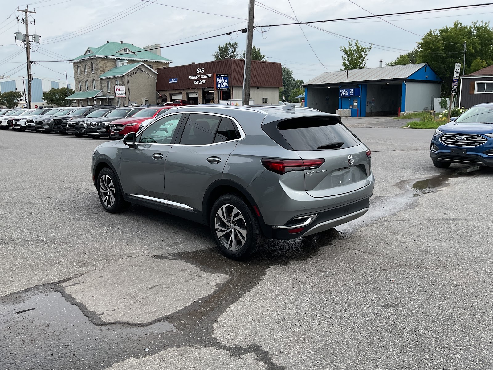2023 BUICK ENVISION ESSENCE — photo 4