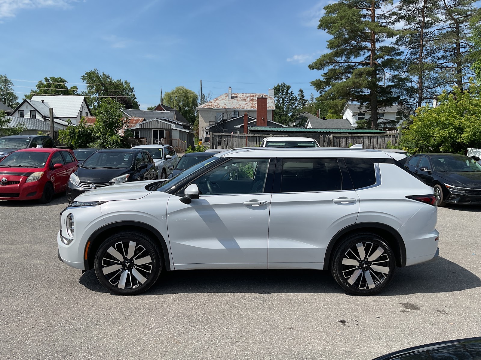 2025 MITSUBISHI OUTLANDER GT — photo 3