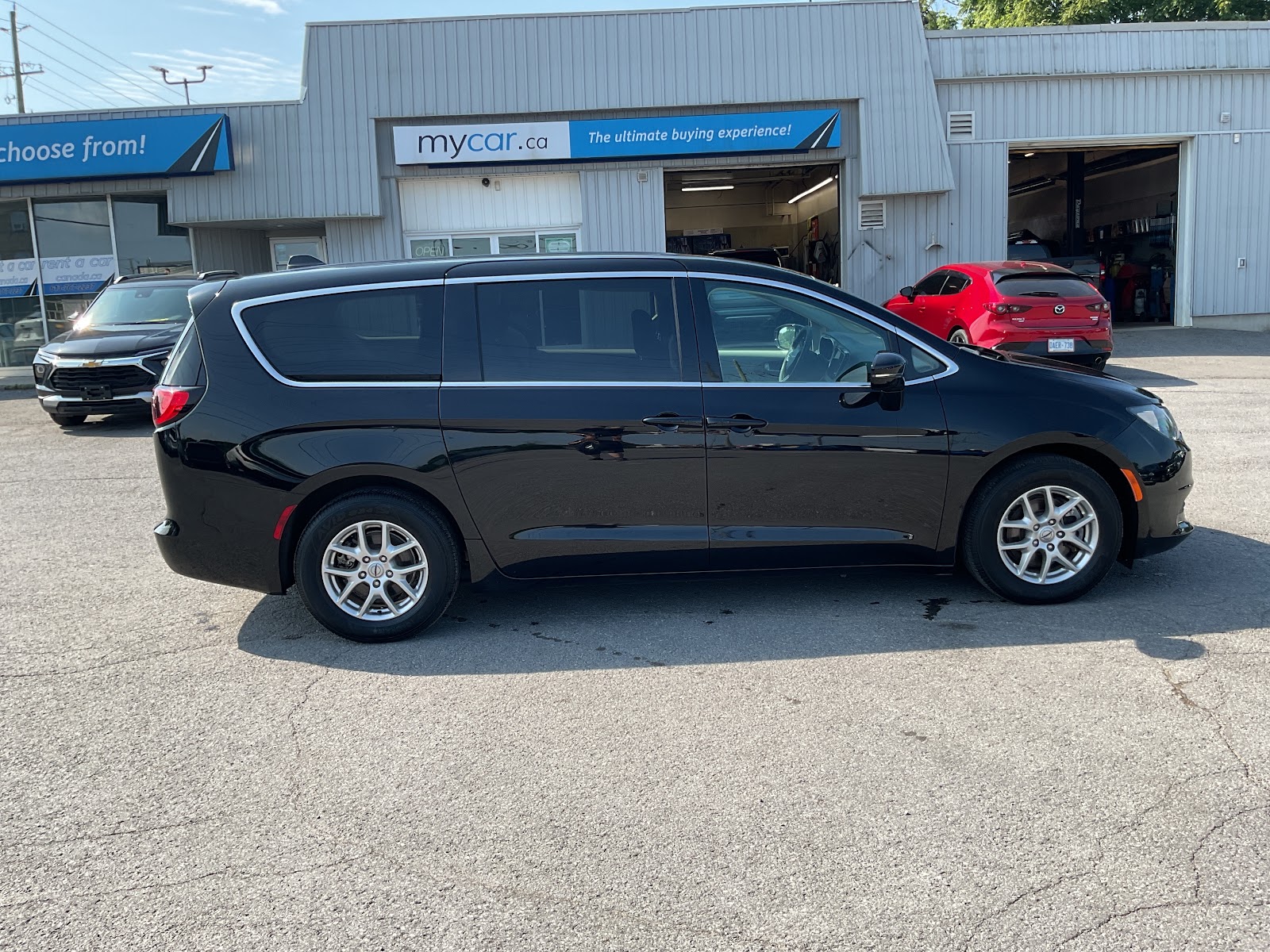 2024 CHRYSLER GRAND CARAVAN SXT — photo 7