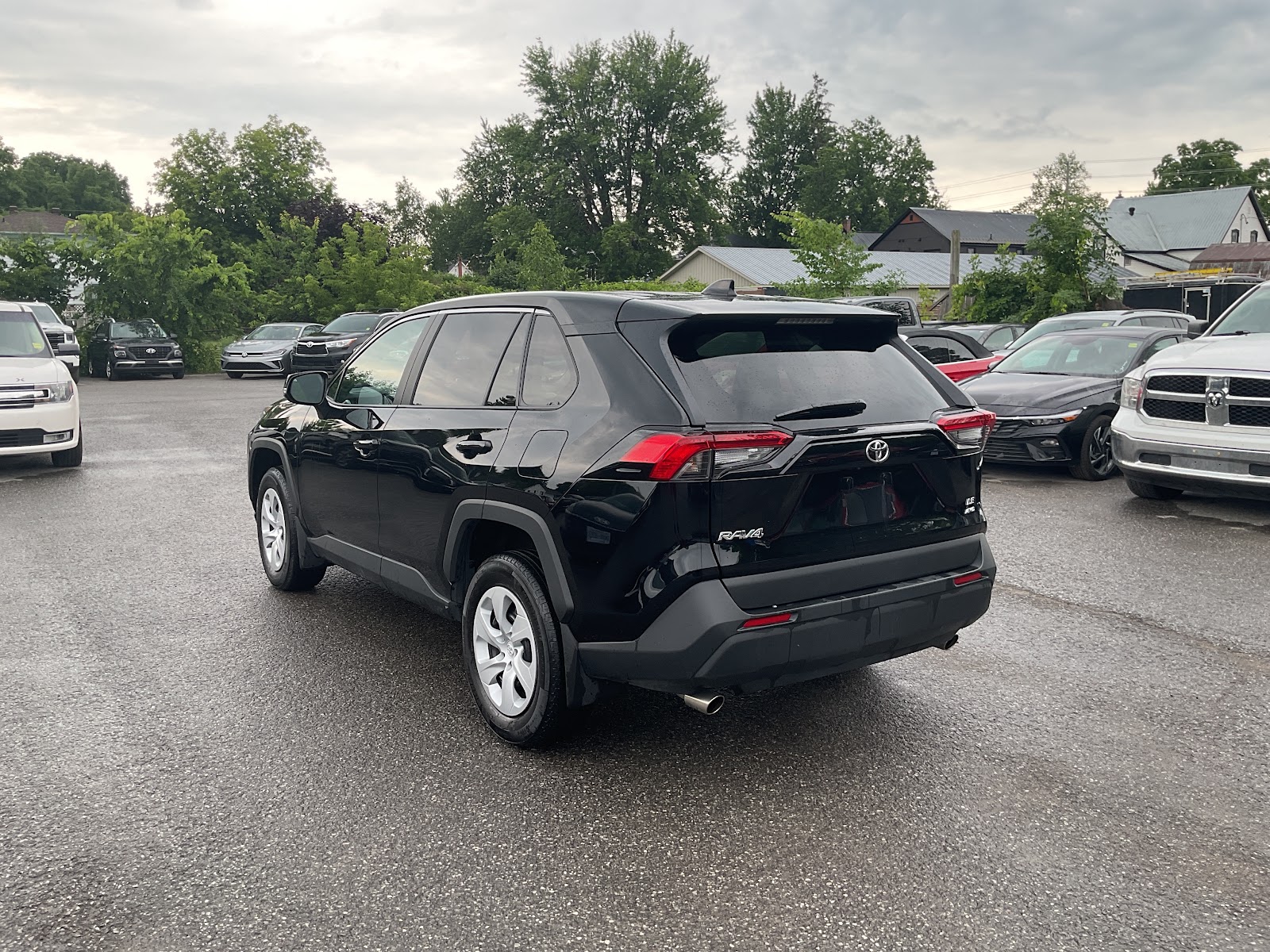 2025 TOYOTA RAV4 LE — photo 4