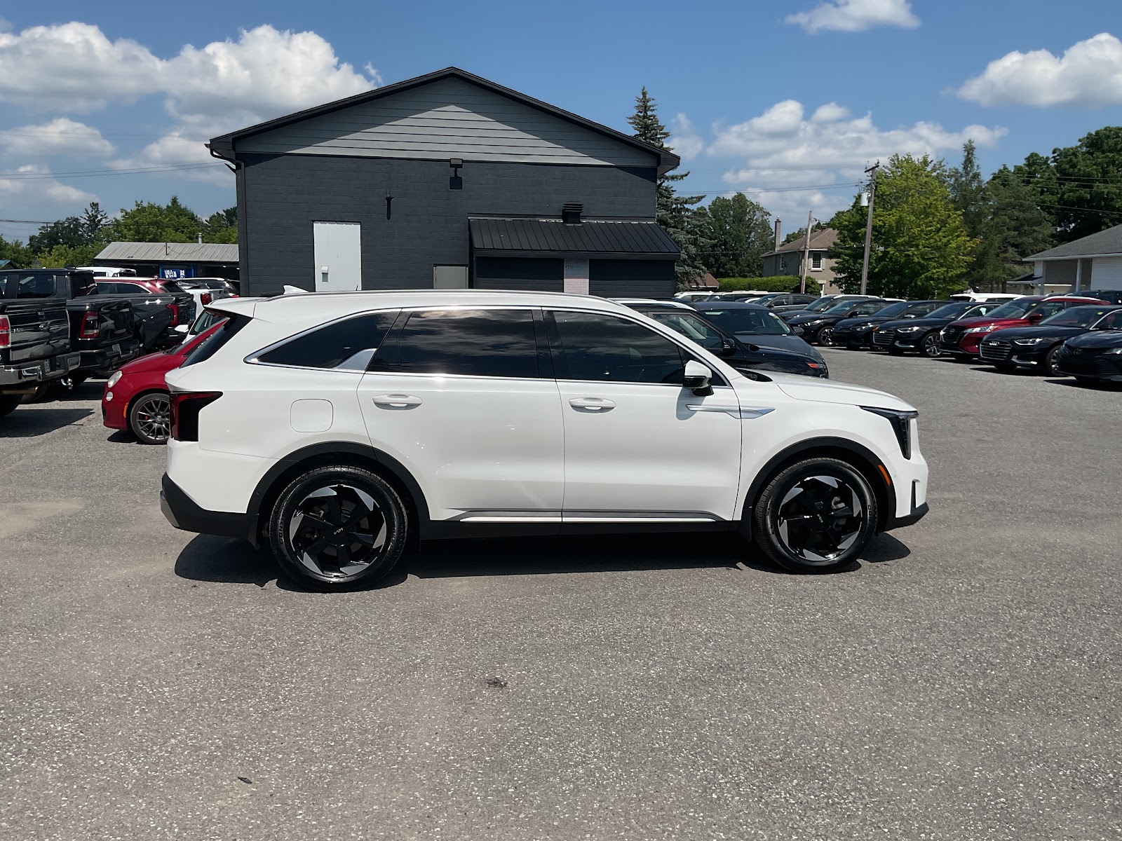 2025 KIA SORENTO PLUG-IN HYBRID SX — photo 7