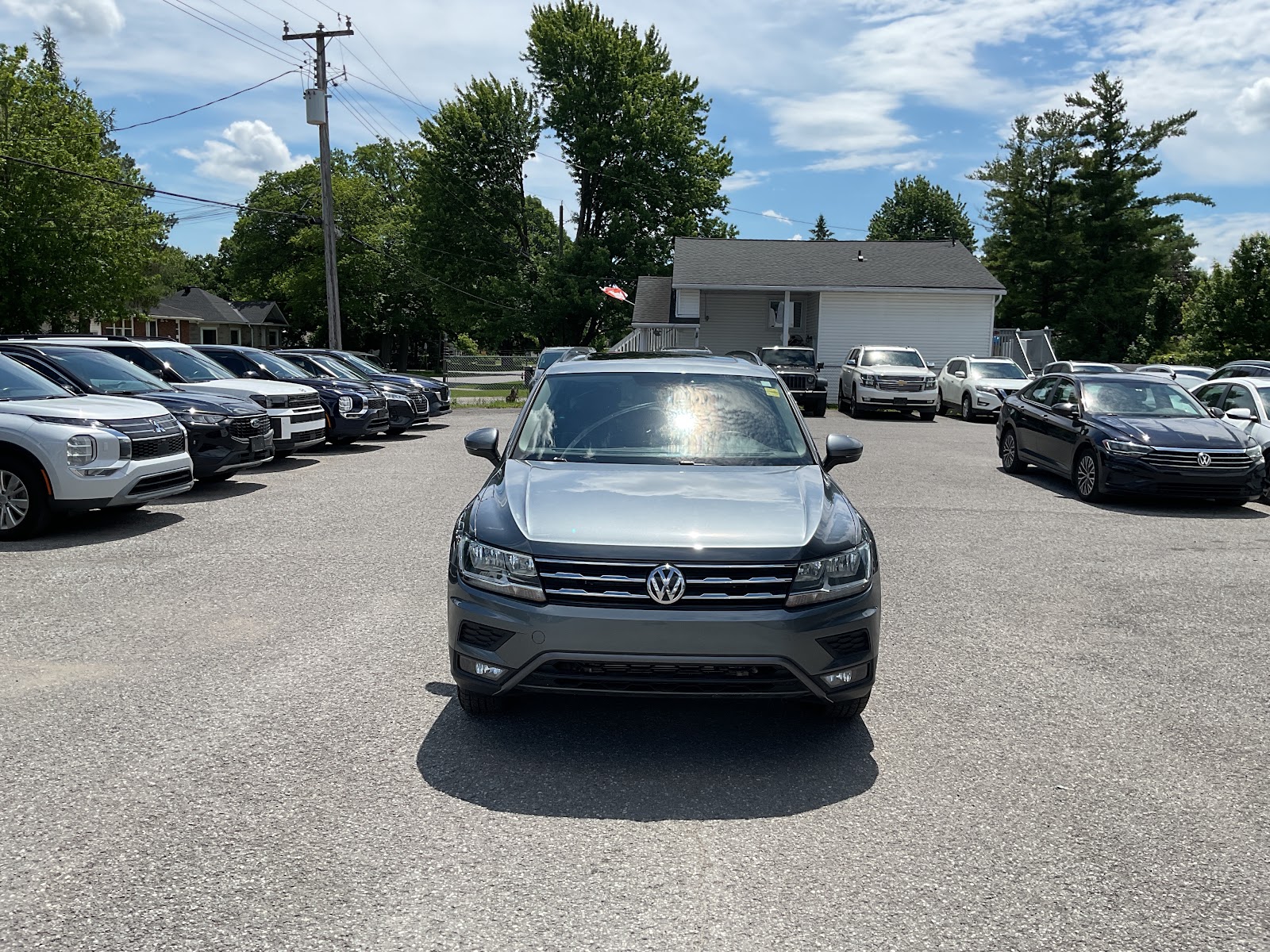 2020 VOLKSWAGEN TIGUAN C — photo 2