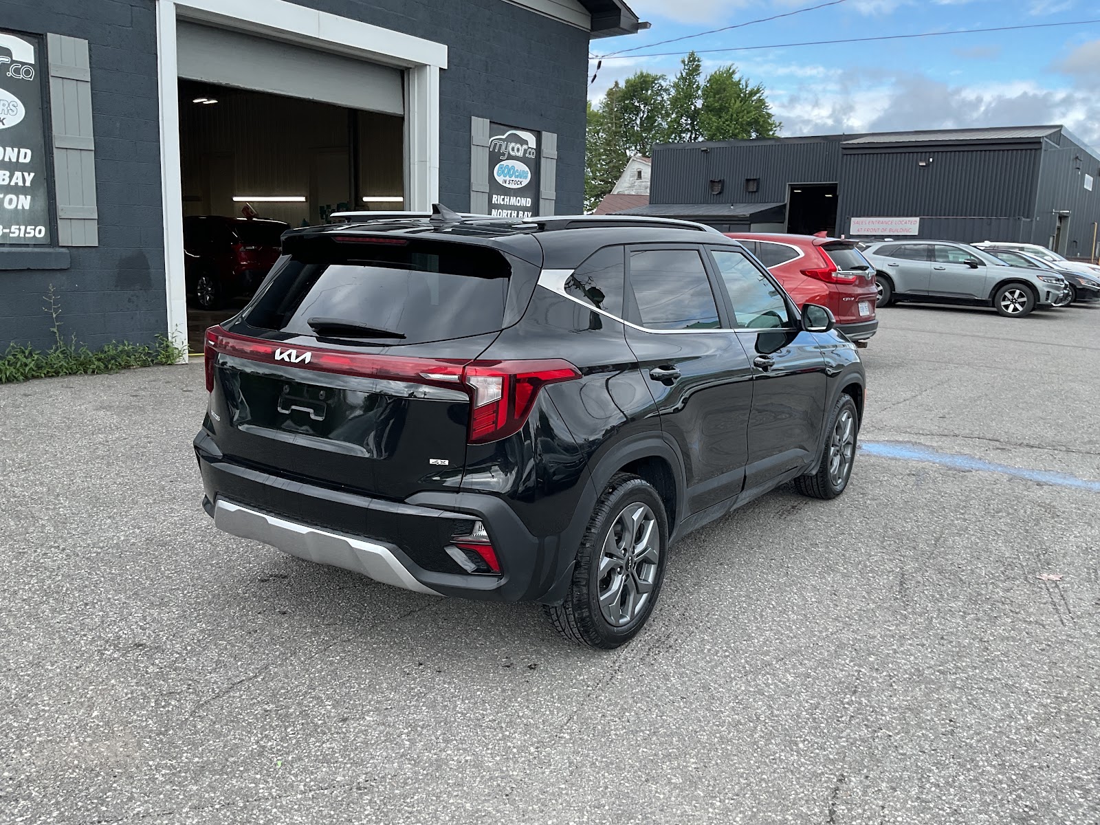 2025 KIA SELTOS EX — photo 6