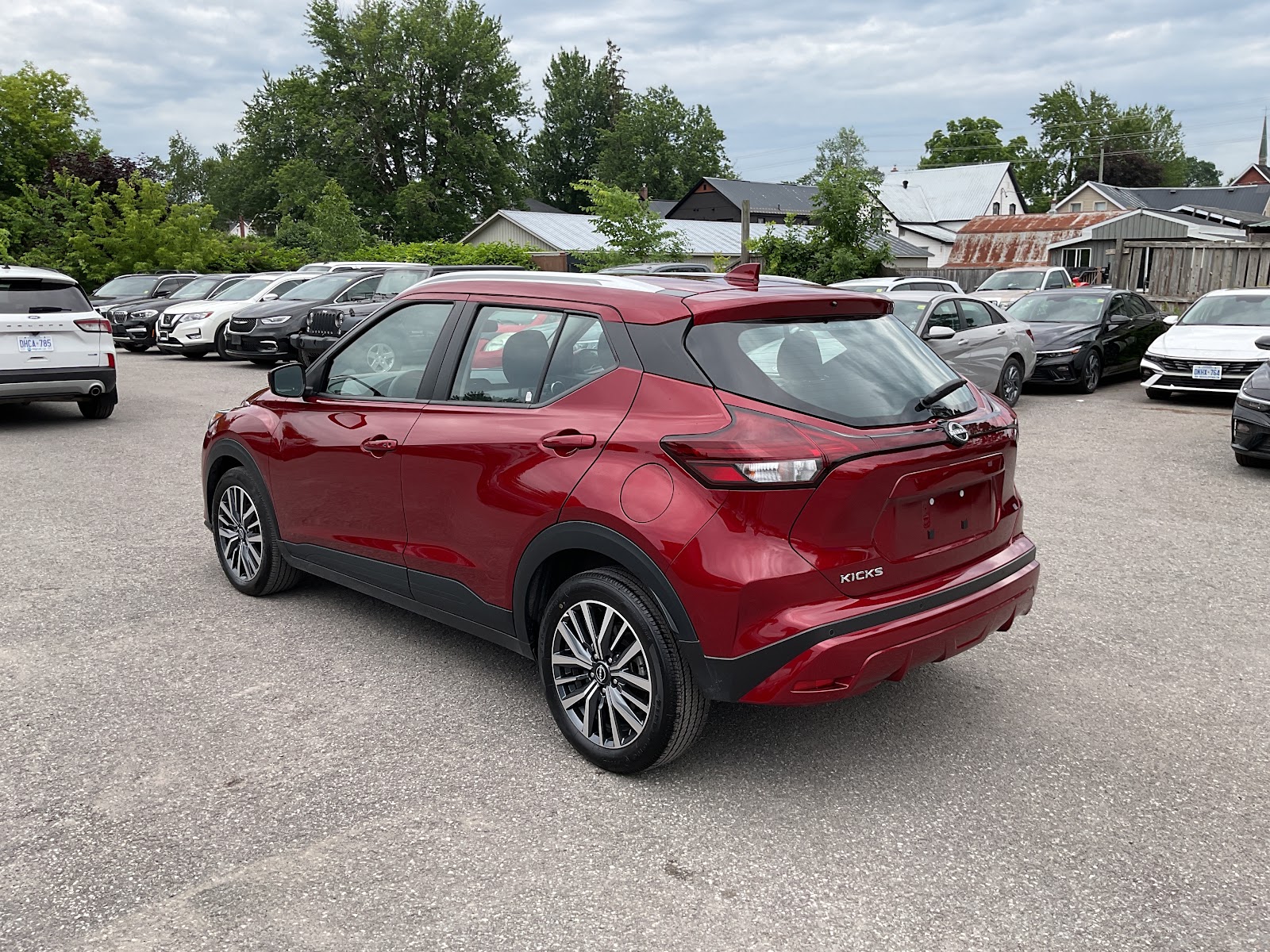 2025 NISSAN KICKS PLAY SV — photo 4