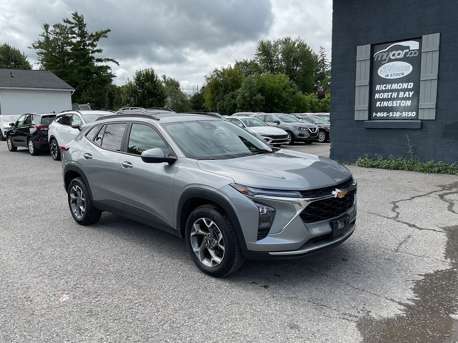 2025 CHEVROLET TRAX LT — photo 8