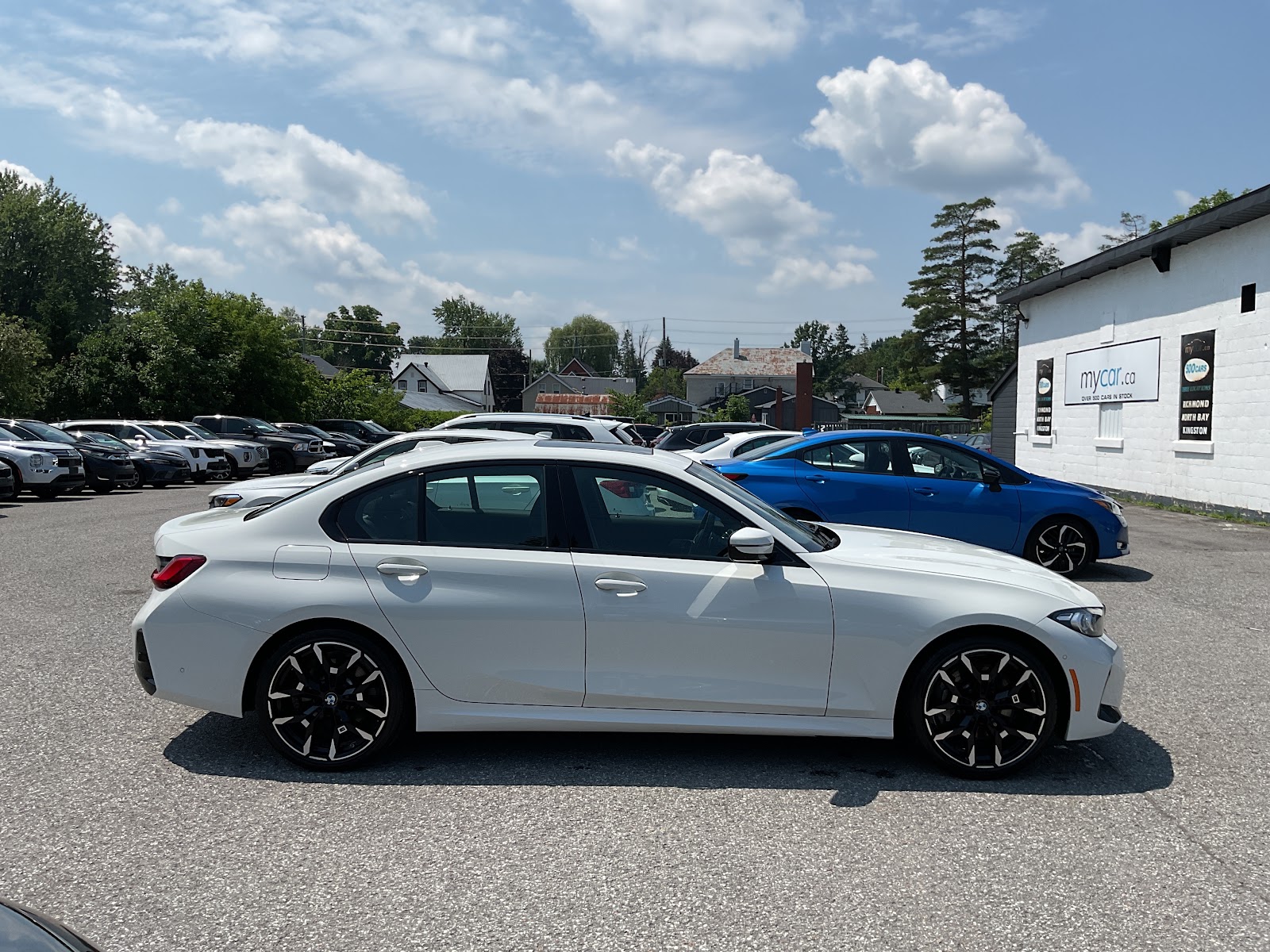 2025 BMW 3 SERIES 330I XDRIVE — photo 7