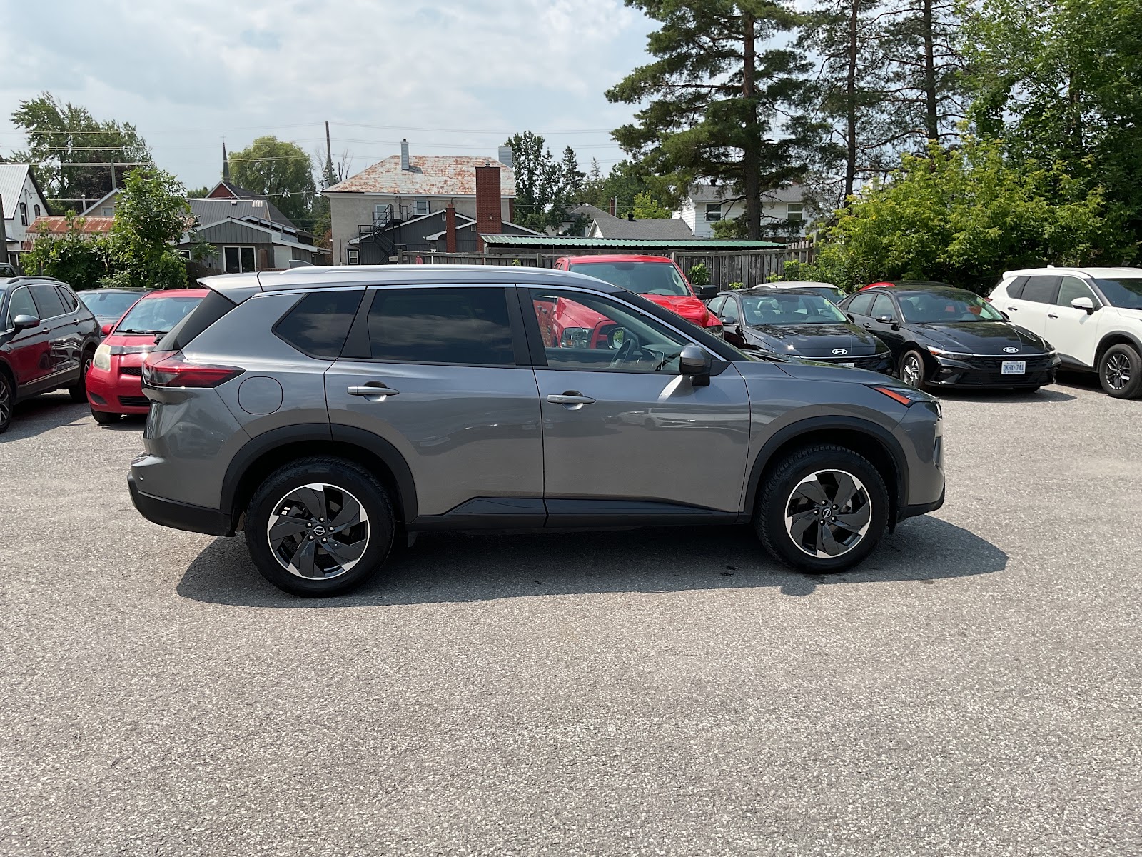2025 NISSAN ROGUE SV MOONROOF — photo 7