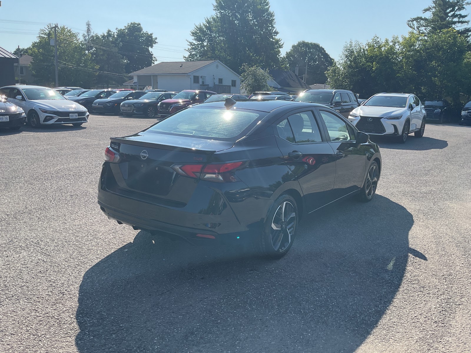 2023 NISSAN VERSA SR — photo 6