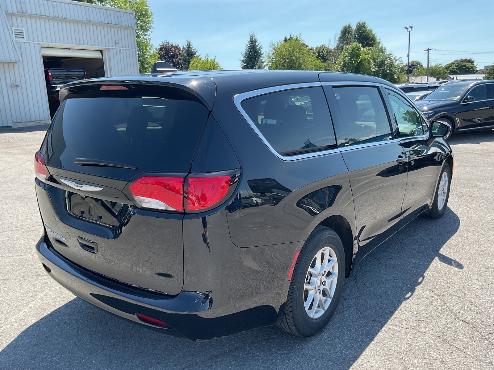 2024 CHRYSLER GRAND CARAVAN SXT — photo 6