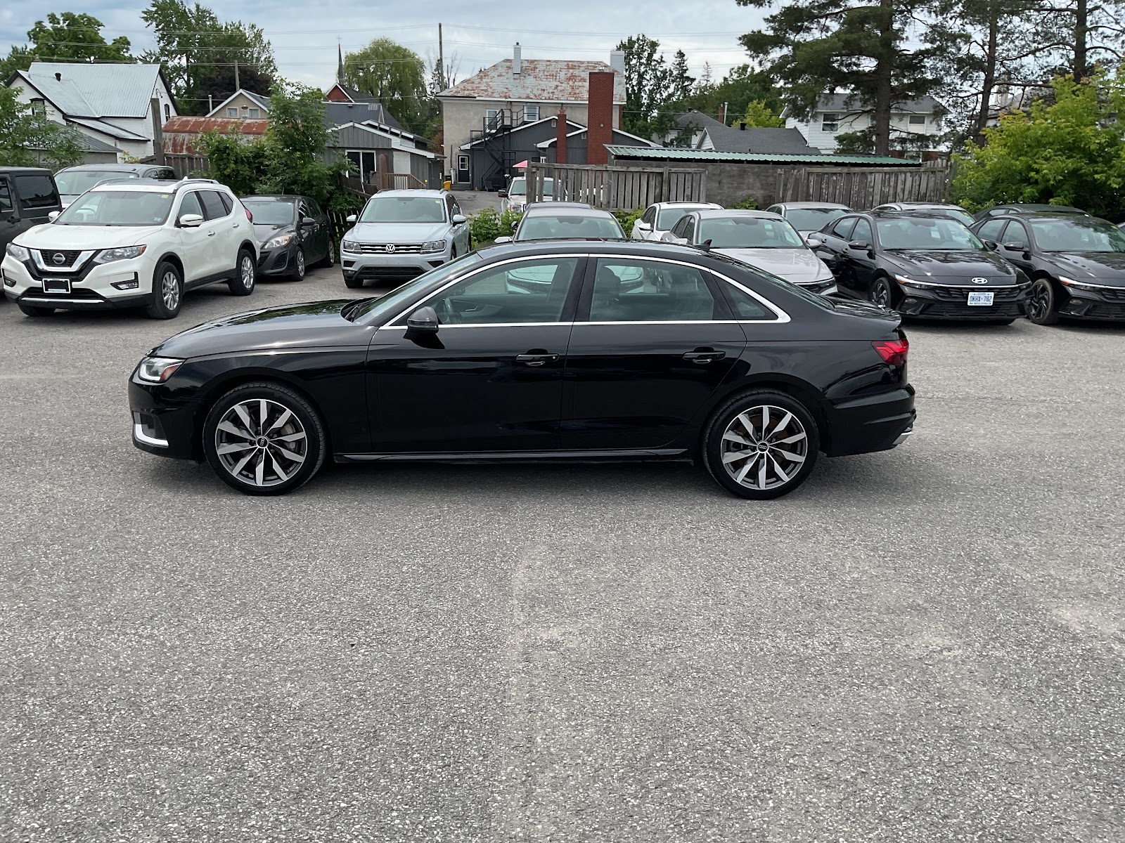 2023 AUDI A4 KOMFORT — photo 3