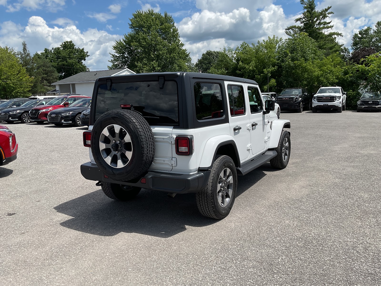 2023 JEEP WRANGLER SAHARA — photo 5