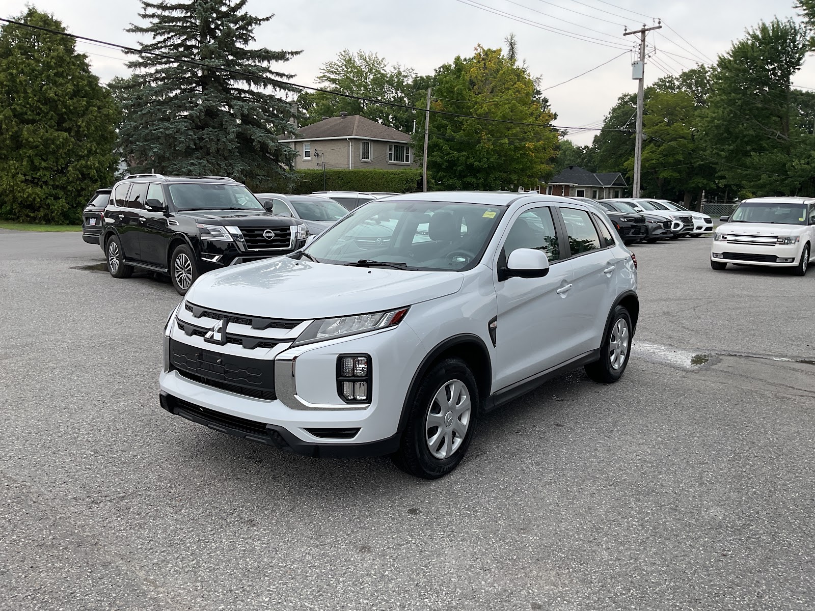 2024 MITSUBISHI RVR ES