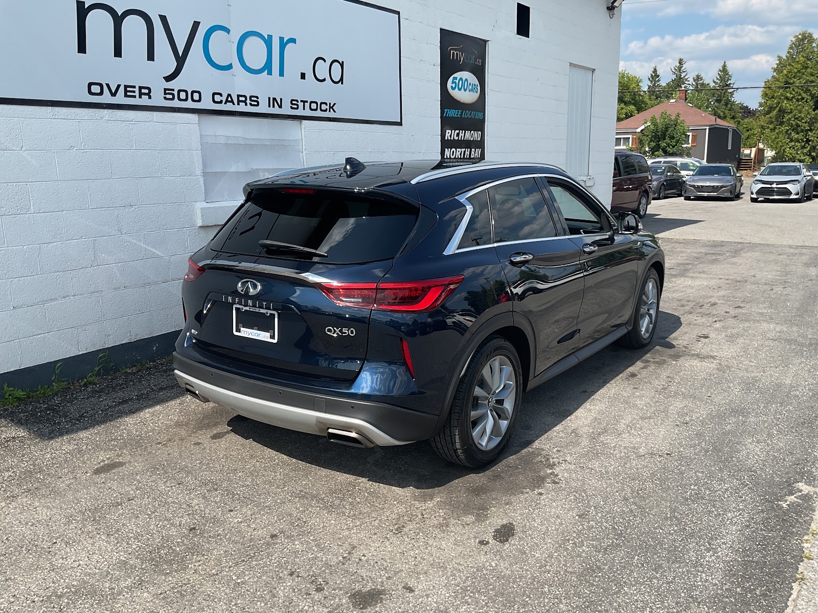 2019 INFINITI QX50 ESSENTIAL — photo 3