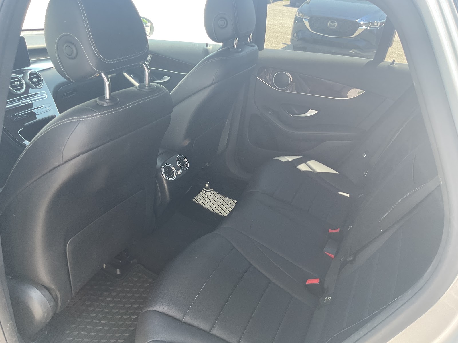 2017 MERCEDES-BENZ GLC-CLASS 300 — photo 8