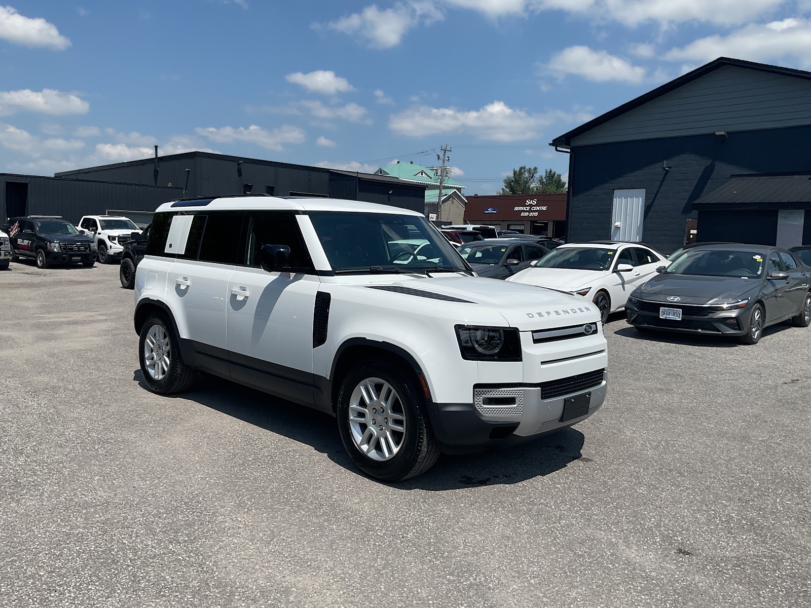 2024 LAND ROVER DEFENDER S — photo 8