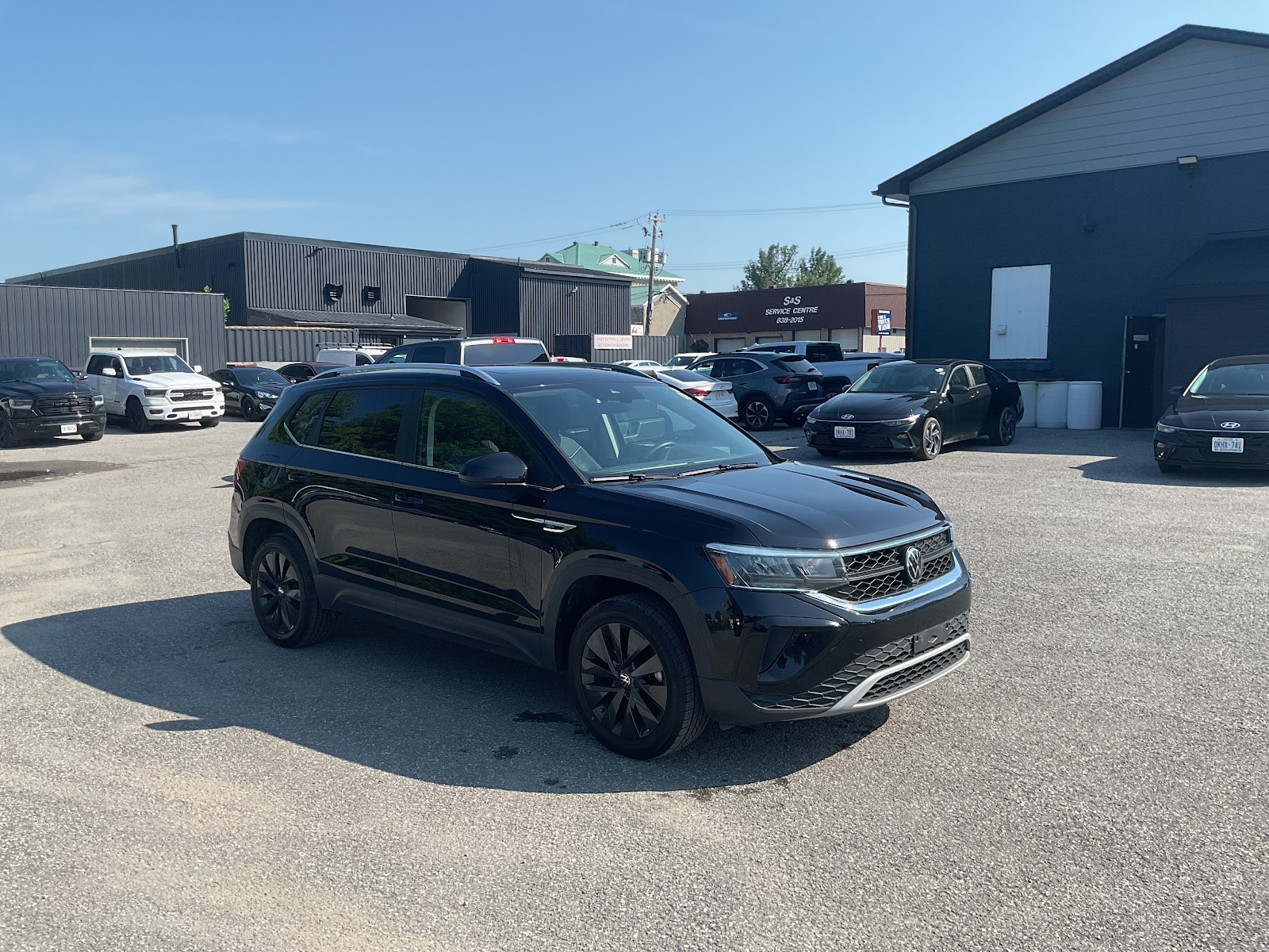 2024 VOLKSWAGEN TAOS COMFORTLINE/SUNROOF — photo 8