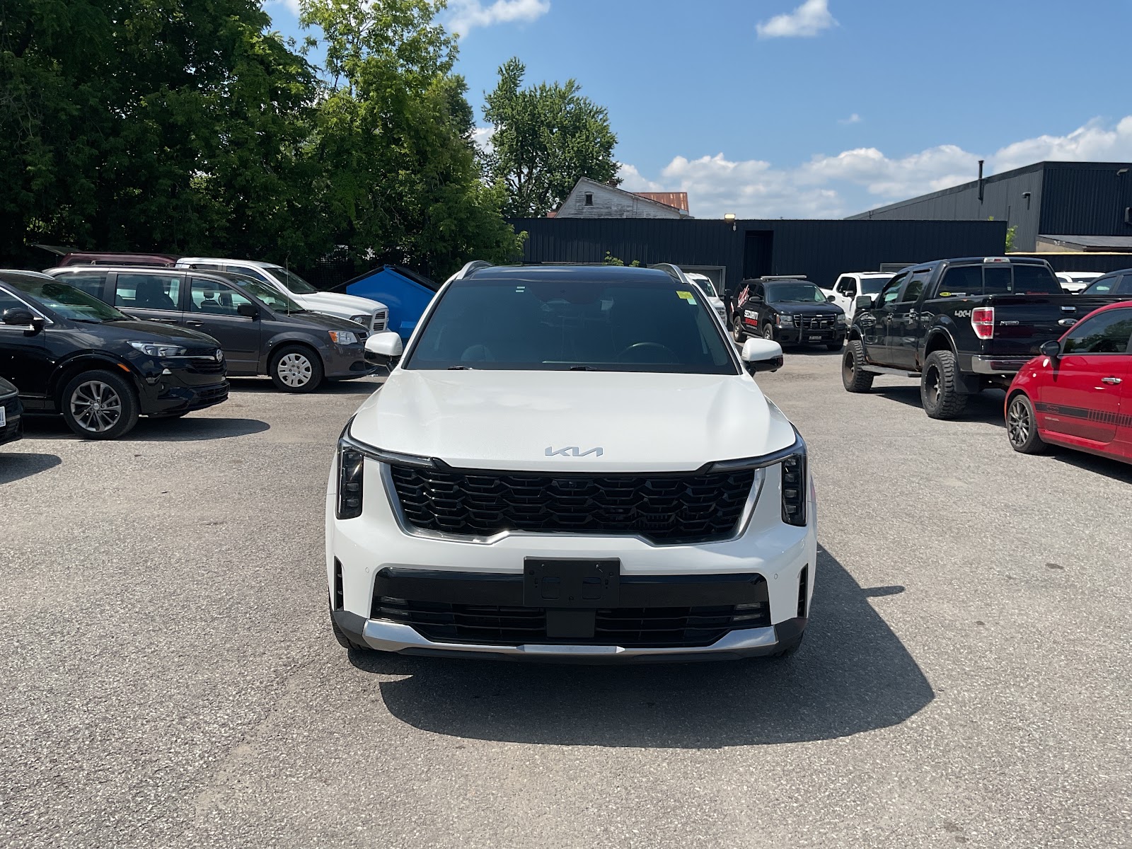 2025 KIA SORENTO PLUG-IN HYBRID SX — photo 2