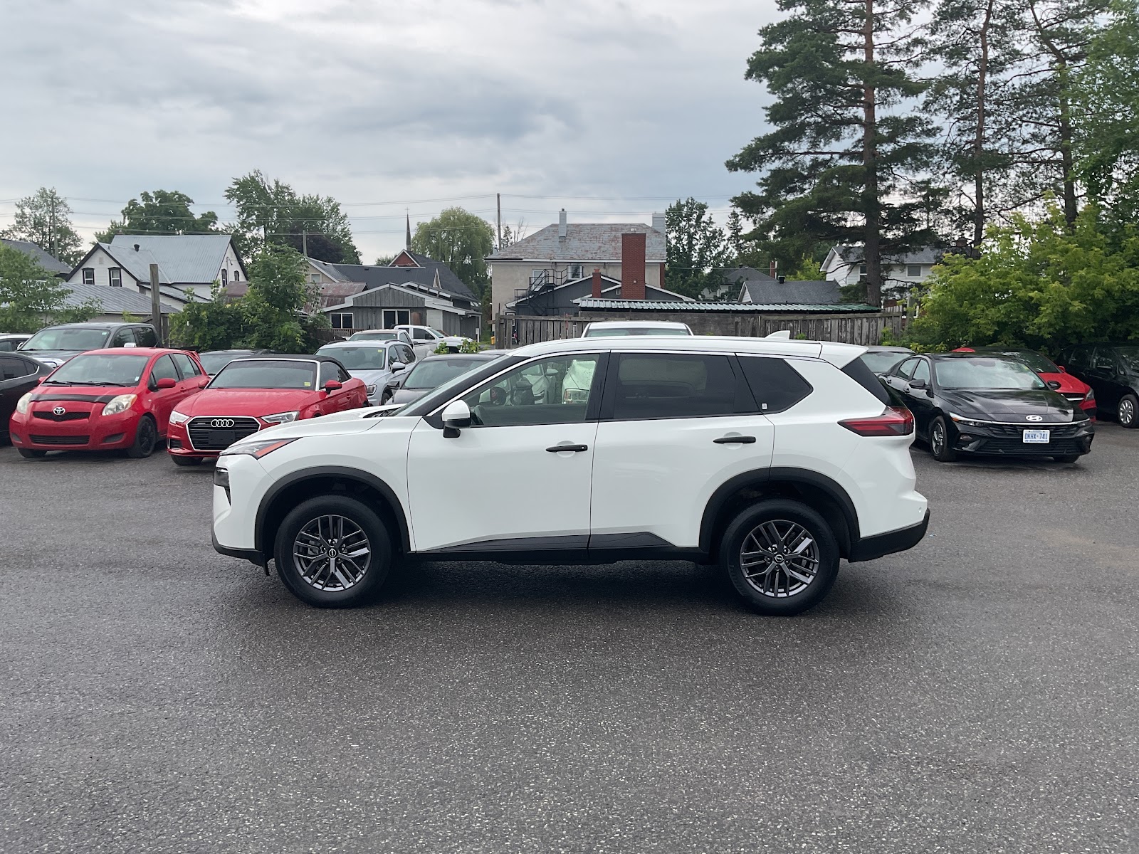 2025 NISSAN ROGUE S AWD — photo 3