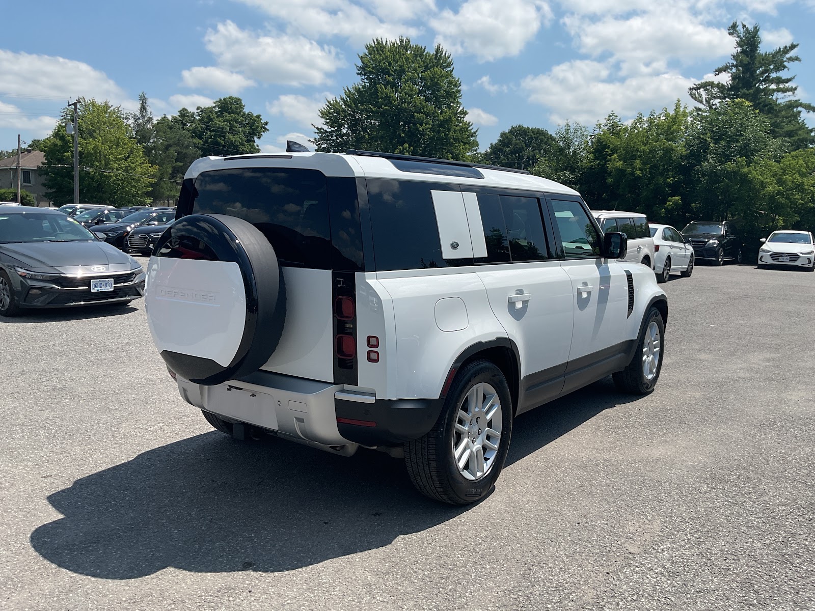 2024 LAND ROVER DEFENDER S — photo 6