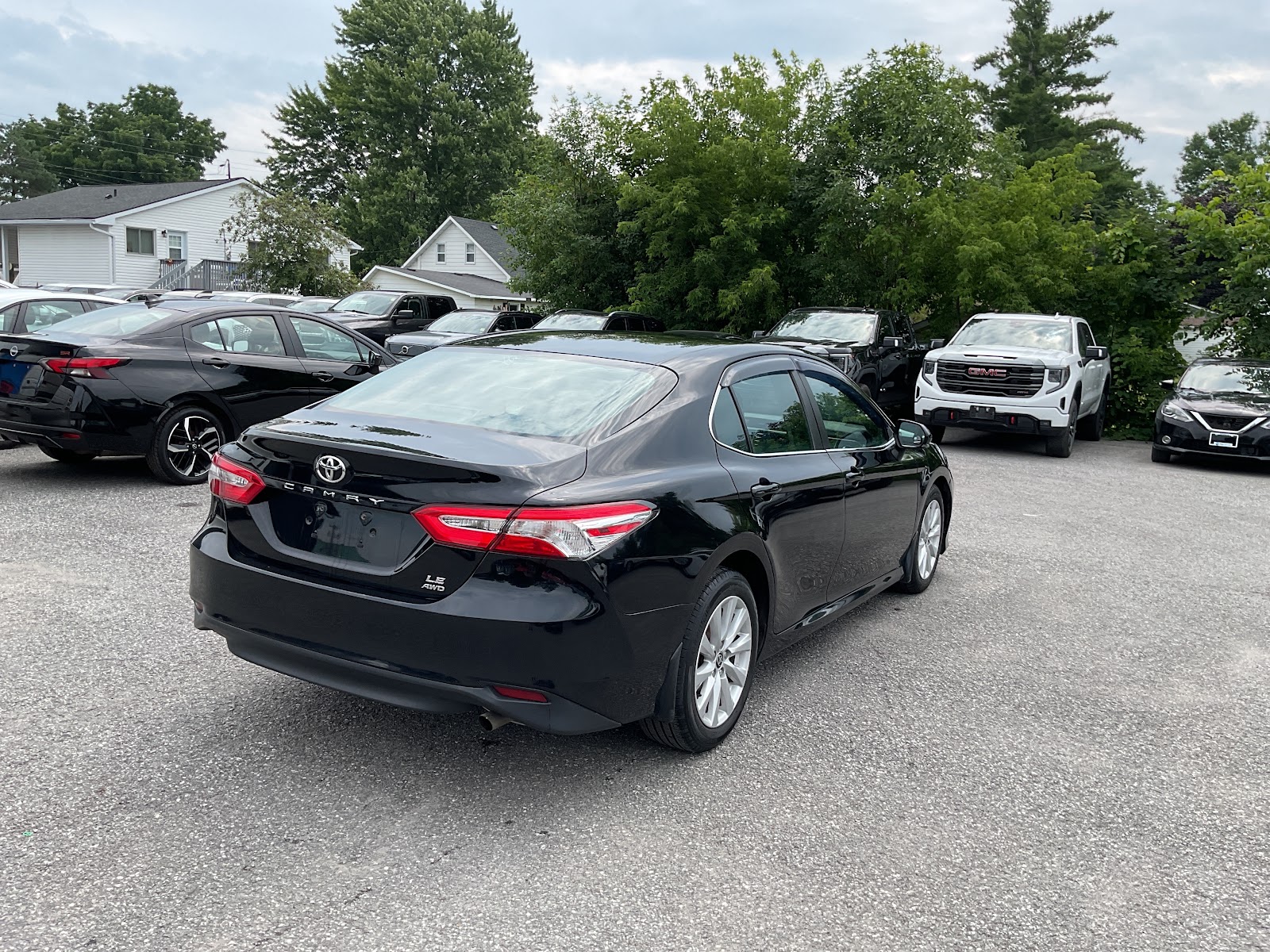 2020 TOYOTA CAMRY LE — photo 6