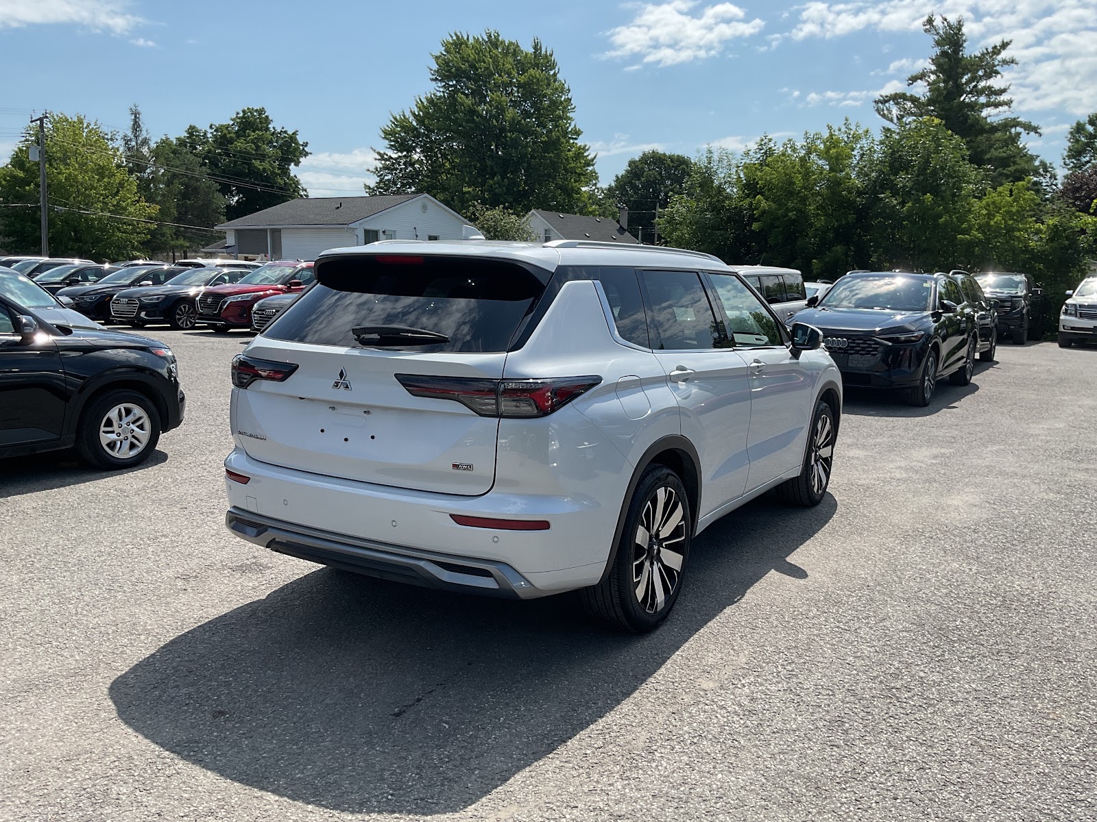 2025 MITSUBISHI OUTLANDER GT — photo 6