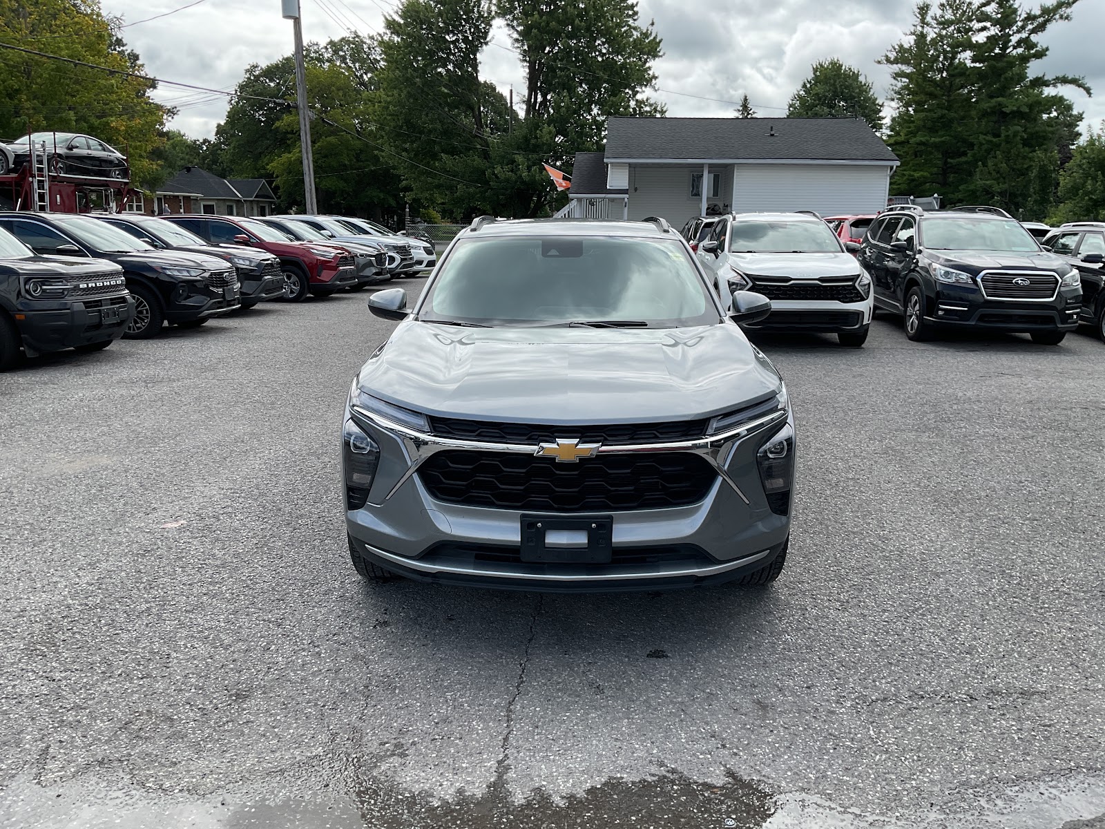 2025 CHEVROLET TRAX LT — photo 2