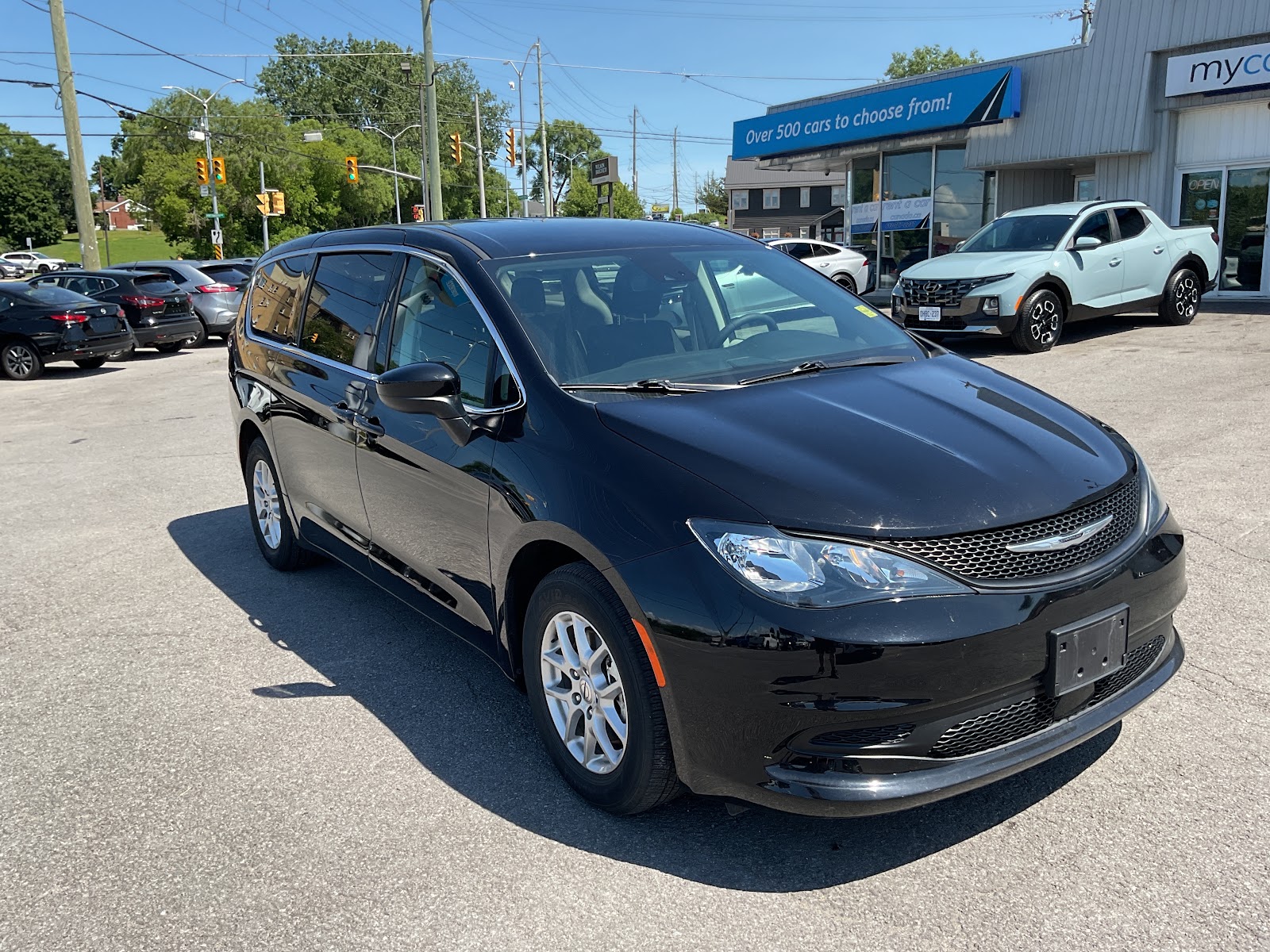 2024 CHRYSLER GRAND CARAVAN SXT — photo 8