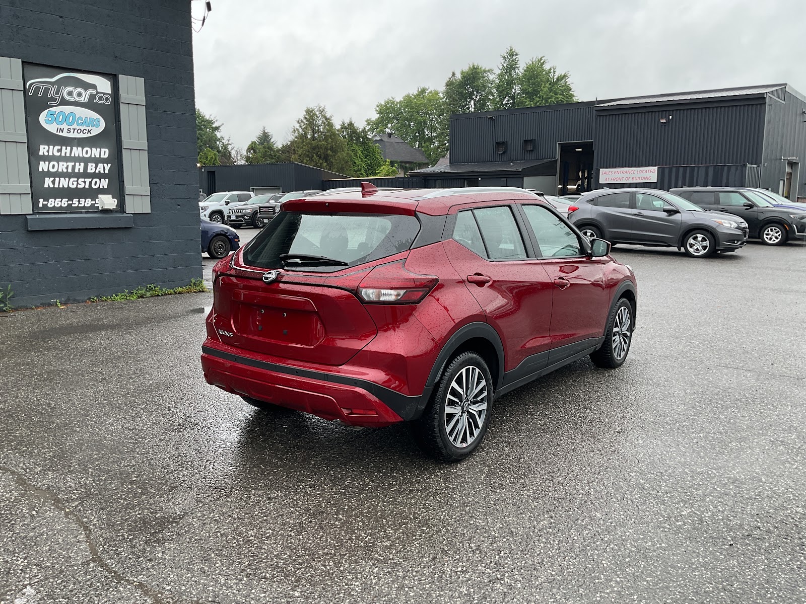 2025 NISSAN KICKS PLAY SV — photo 3