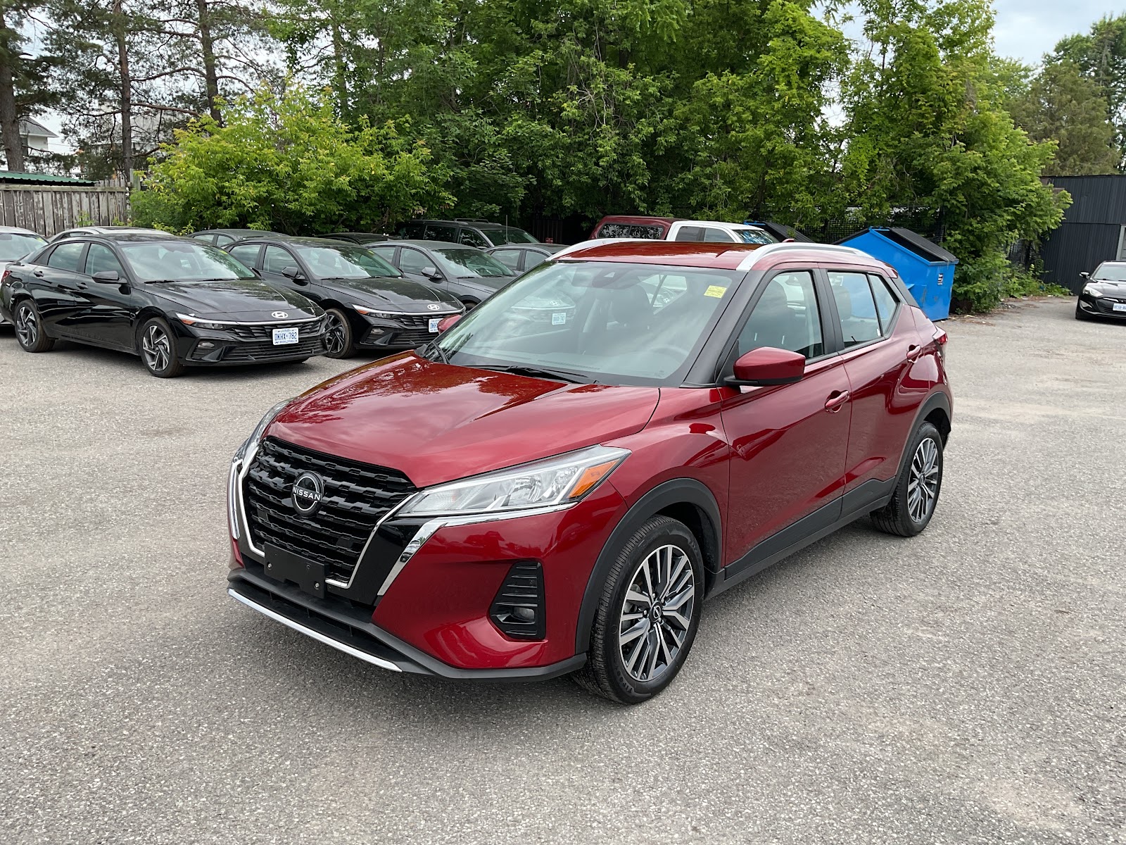 2025 NISSAN KICKS PLAY SV