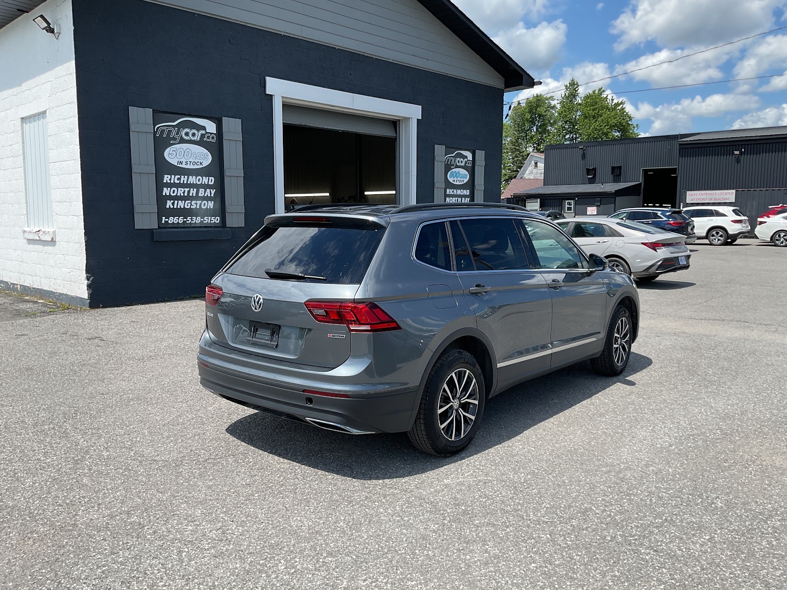 2020 VOLKSWAGEN TIGUAN C — photo 6