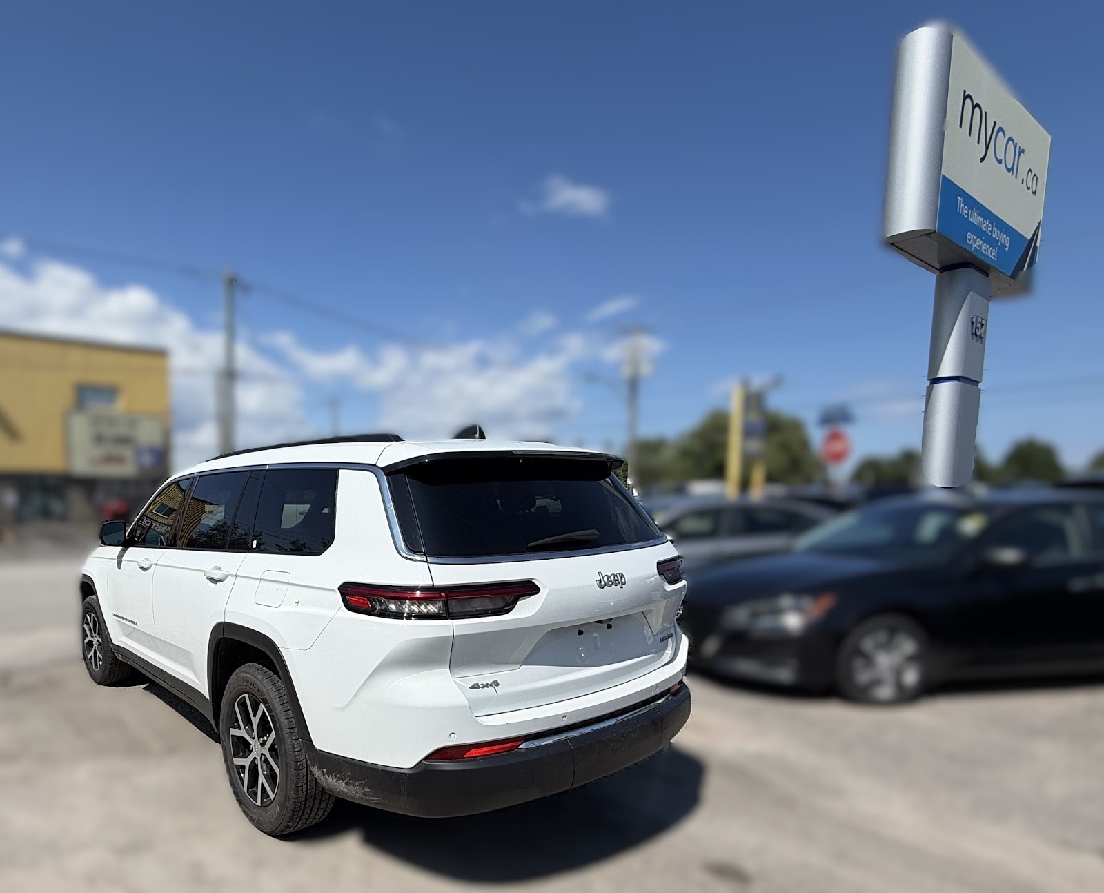 2024 JEEP GRAND CHEROKEE L LIMITED — photo 3