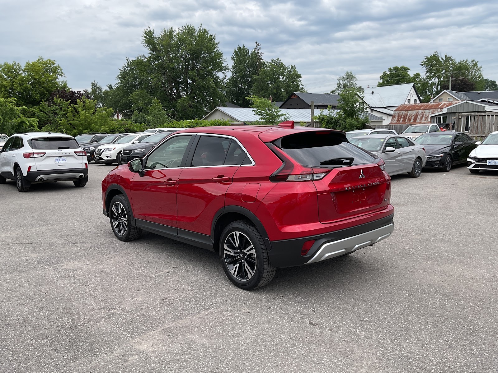 2023 MITSUBISHI ECLIPSE CROSS SE — photo 4